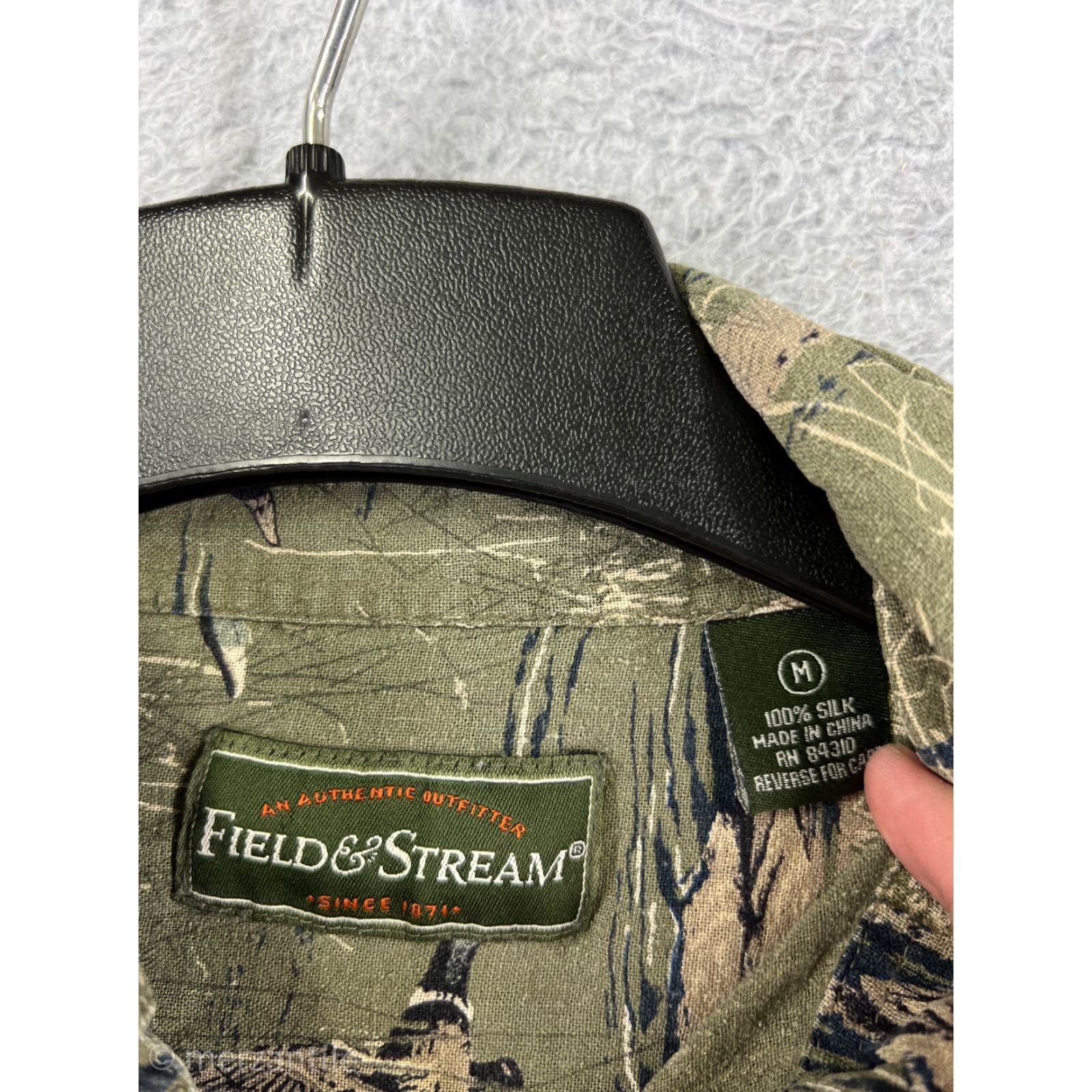 Vintage Field & Stream Shirt Mens Medium Green Goose Grass Silk Hawaiian Button Up Size US M / EU 48-50 / 2 - 3 Thumbnail