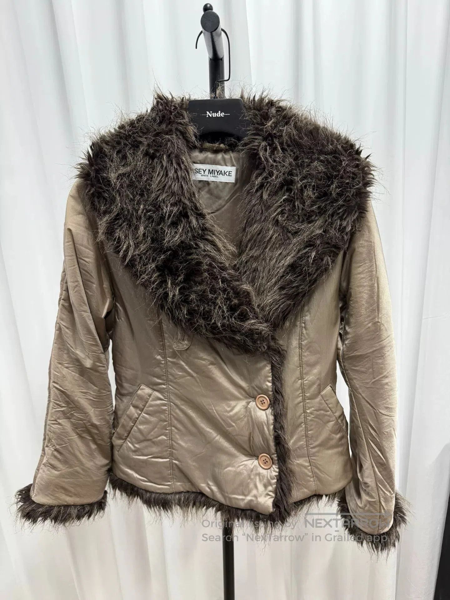 Issey Miyake Issey Miyake Fur Collar Waistcoat Coat 2. Size M / US 6-8 / IT 42-44 - 1 Thumbnail