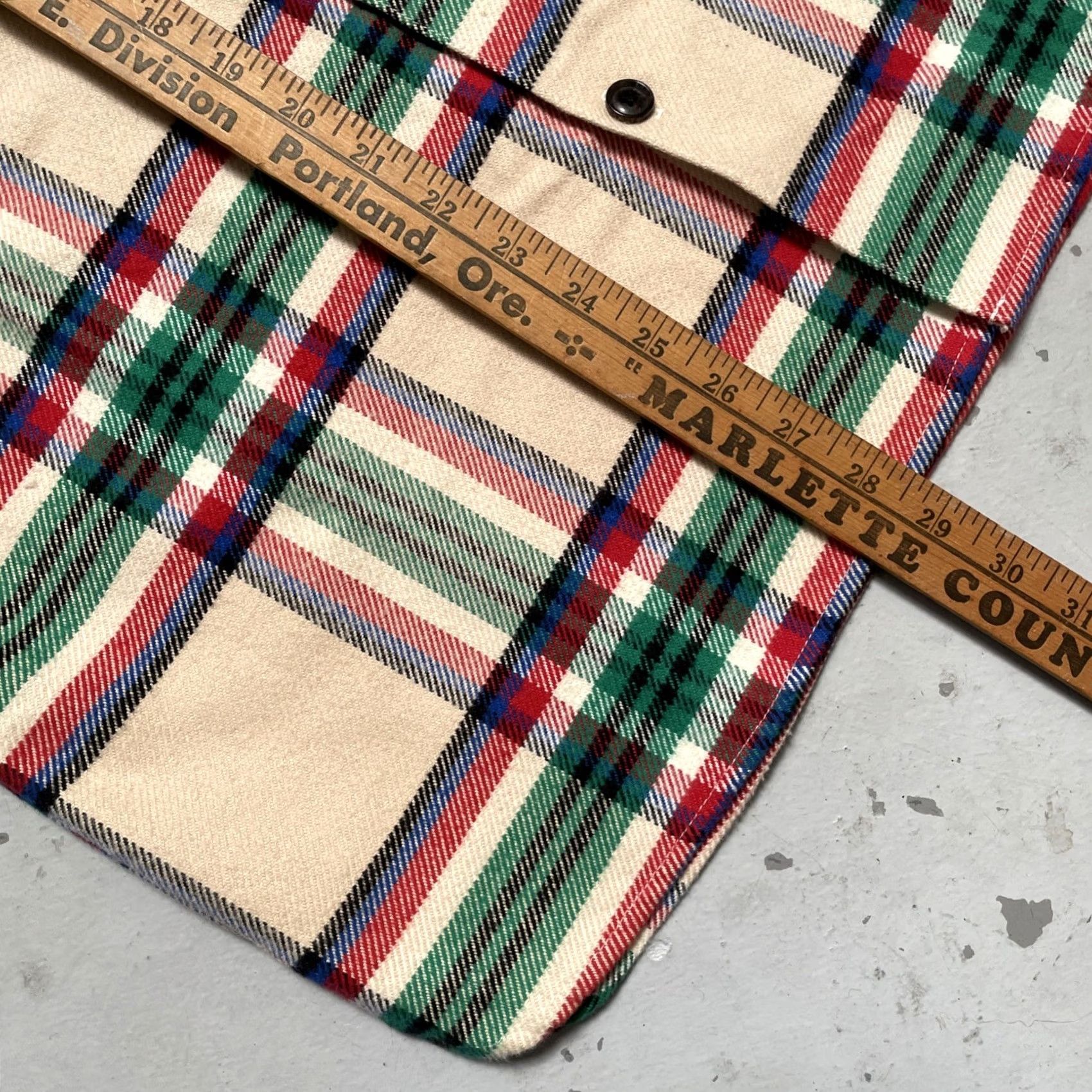 Freenote Cloth Freenote Cloth Shirt Heavy Flannel Plaid Woven Japanese Cotton Made USA M EUC Size US M / EU 48-50 / 2 - 5 Thumbnail