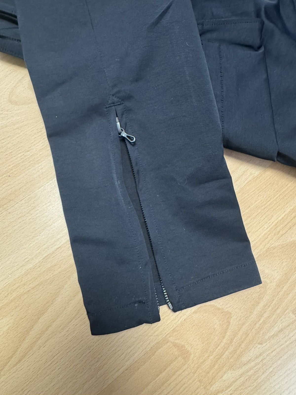 Julius Julius F/W 2024 “Rift” Skinny Gasmask Prism Cargo Pants Size US 32 / EU 48 - 5 Thumbnail