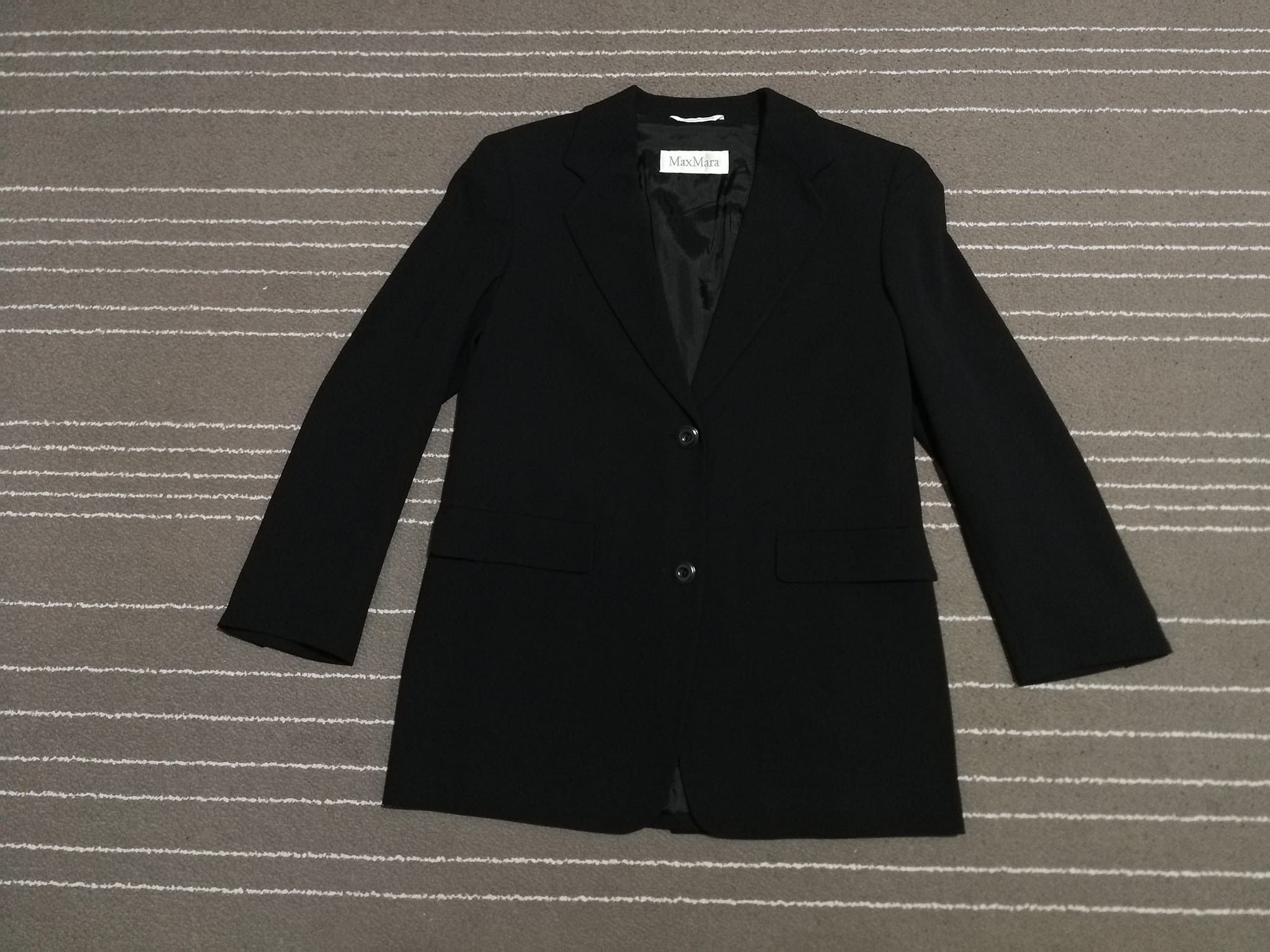 image of Max Mara Italy Designer Woman Blazer S in Black, Women's (Size Small)