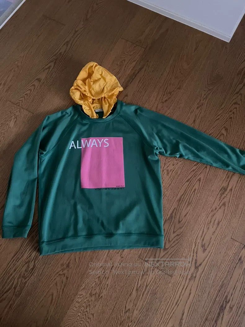 Valentino Valentino Sweatshirt Size L / US 10 / IT 46 - 2 Thumbnail