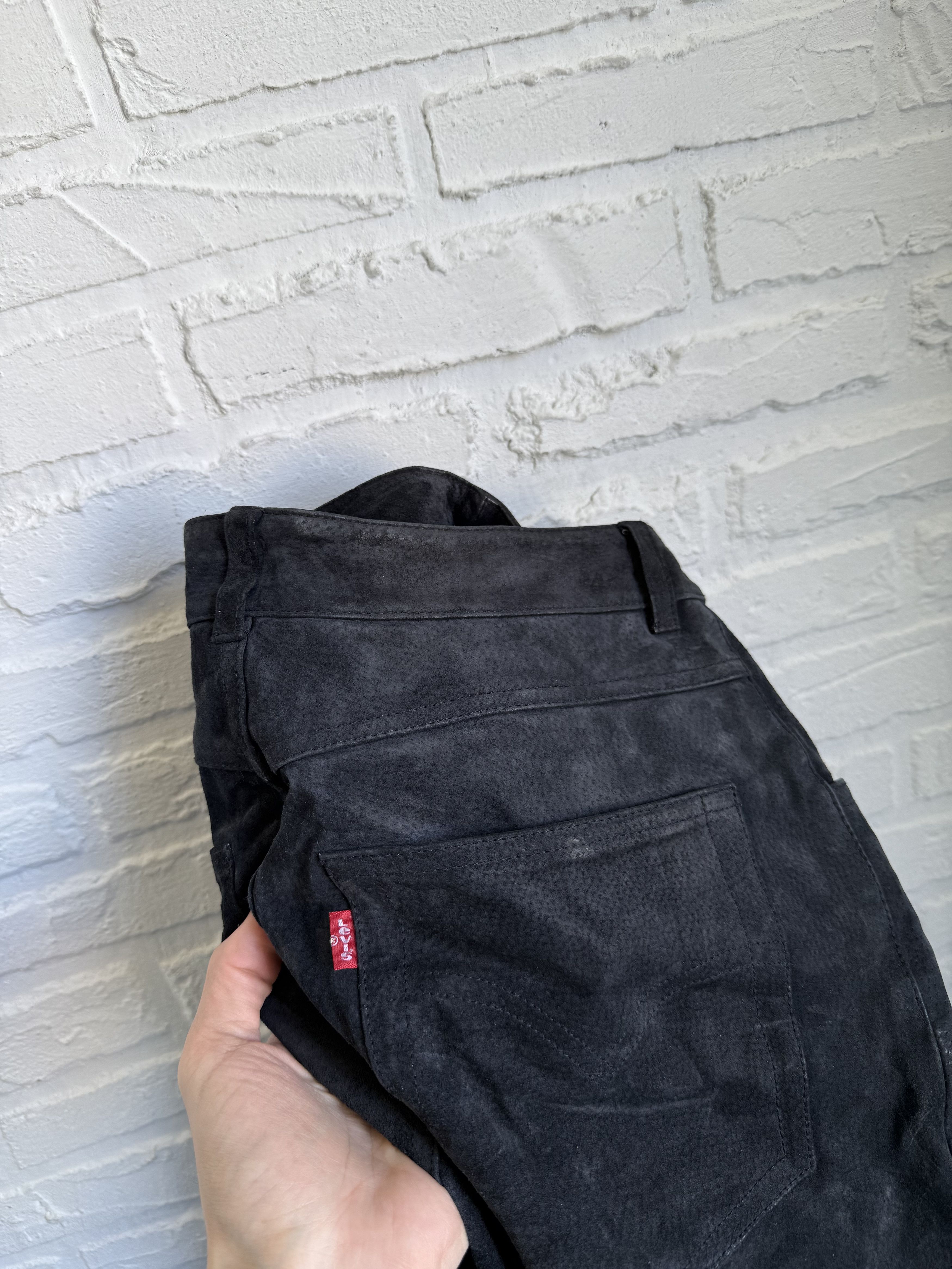 Levi's Vintage 90s Levi’s Leather Pants Bootcut Y2K Low Rise size Size 25" / US 0 / IT 36 - 6 Thumbnail