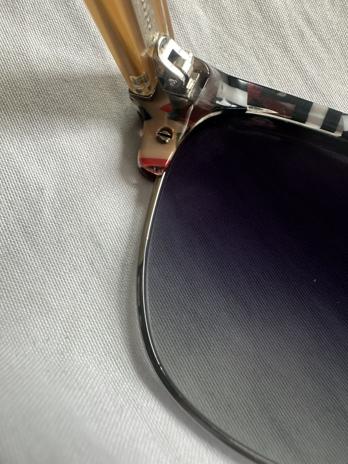 Burberry Burberry Blue Shaded Sunglasses Size ONE SIZE - 13 Thumbnail
