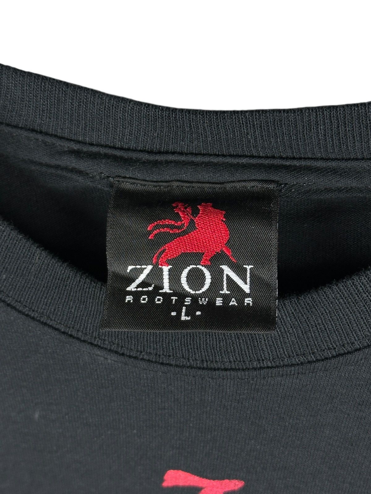 Jimi Hendrix × Vintage × Zion Rootswear Vintage 2009 Jimi Hendrix Fire T-Shirt Zion Tag Size US L / EU 52-54 / 3 - 10 Thumbnail