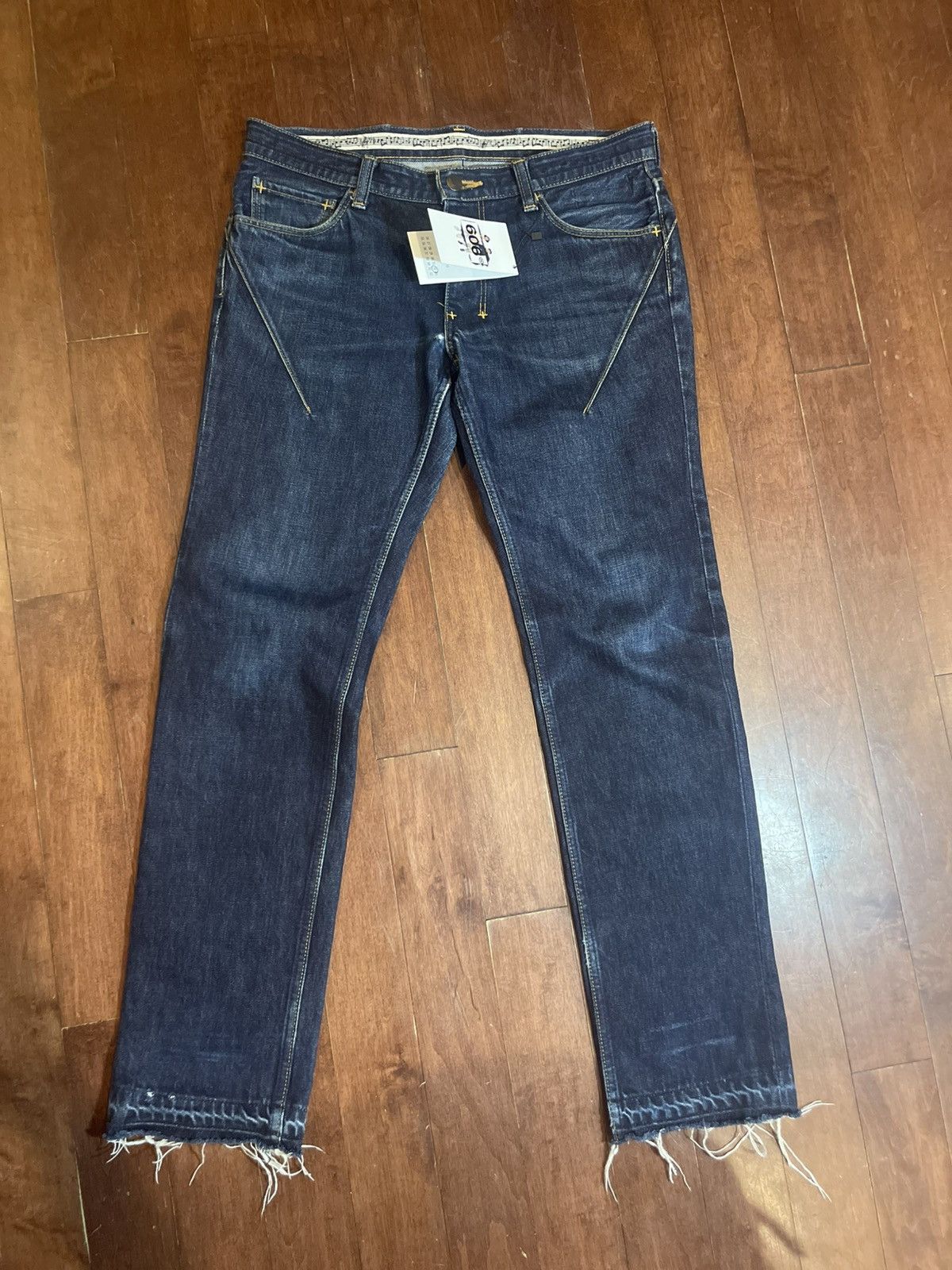 Number (N)ine pain denim