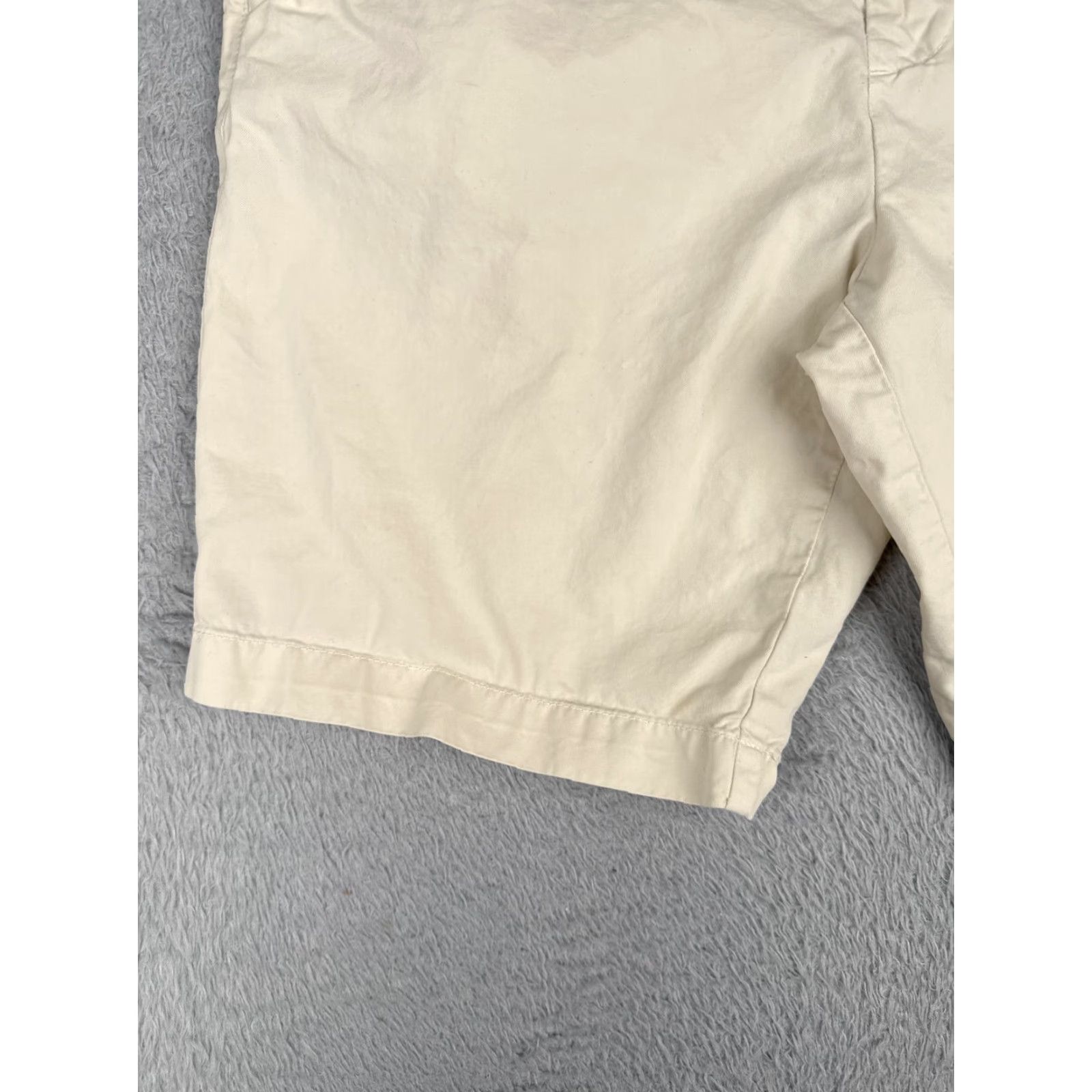 Tommy Bahama Tommy Bahama Shorts Mens 34 Chino Flat Front Zip Fly Beige Khaki Casual Beach Linen Cotton Blend Pockets Size US 34 / EU 50 - 4 Thumbnail