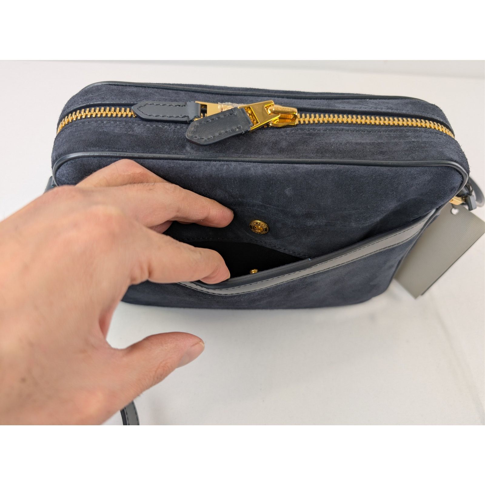 Tom Ford o1rshd1 Logo-Embossed Leather Messenger Bag in Navy Size ONE SIZE - 15 Thumbnail