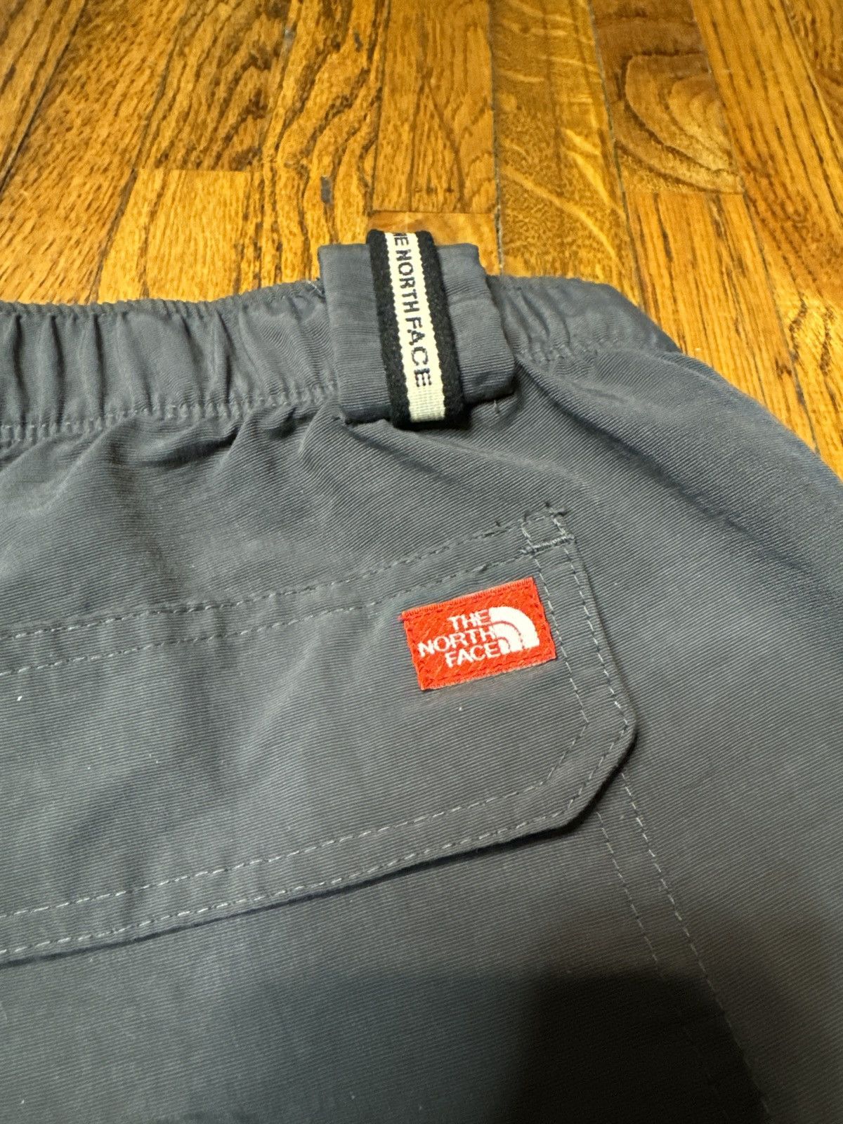 The North Face North Face Belted Convertible Nylon Pants Short Court Size US 33 - 12 Thumbnail