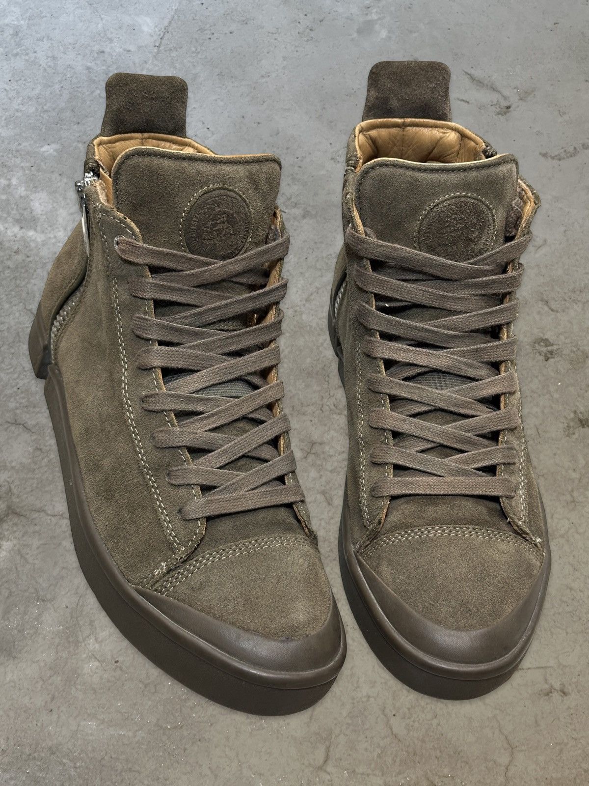 Diesel (FW17) S-NENTISH HI TOP Size US 9 / EU 42 - 6 Thumbnail