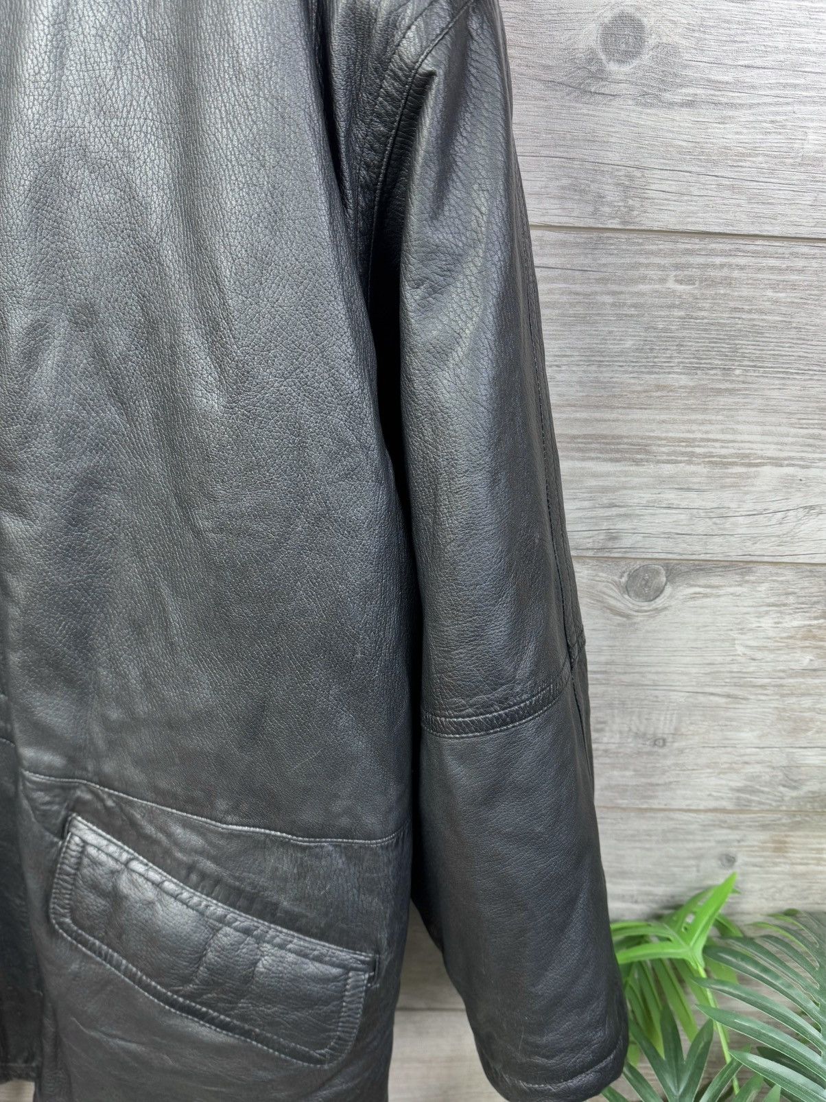 Burberry Burberry Insulated Leather Jacket With An Additional Vest Size US L / EU 52-54 / 3 - 16 Thumbnail
