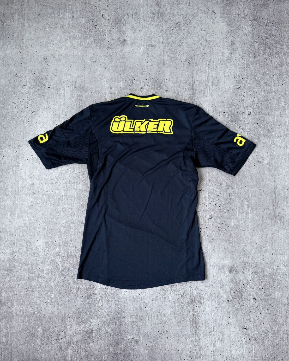 Adidas × Vintage Adidas Fenerbahce 2013/2014 Vintage Jersey Size US S / EU 44-46 / 1 - 5 Thumbnail