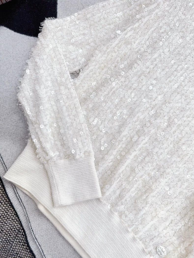 Chanel Chanel White Sequin Crewneck Knit Sweater Size M / US 6-8 / IT 42-44 - 6 Thumbnail