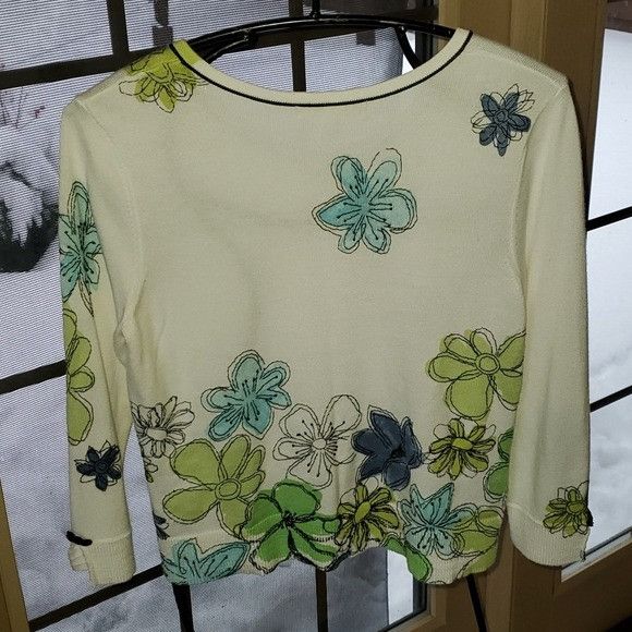 Vintage Sigrid Olsen White w Beaded Floral Embroidered Long Slv Sz. Size M / US 6-8 / IT 42-44 - 5 Thumbnail