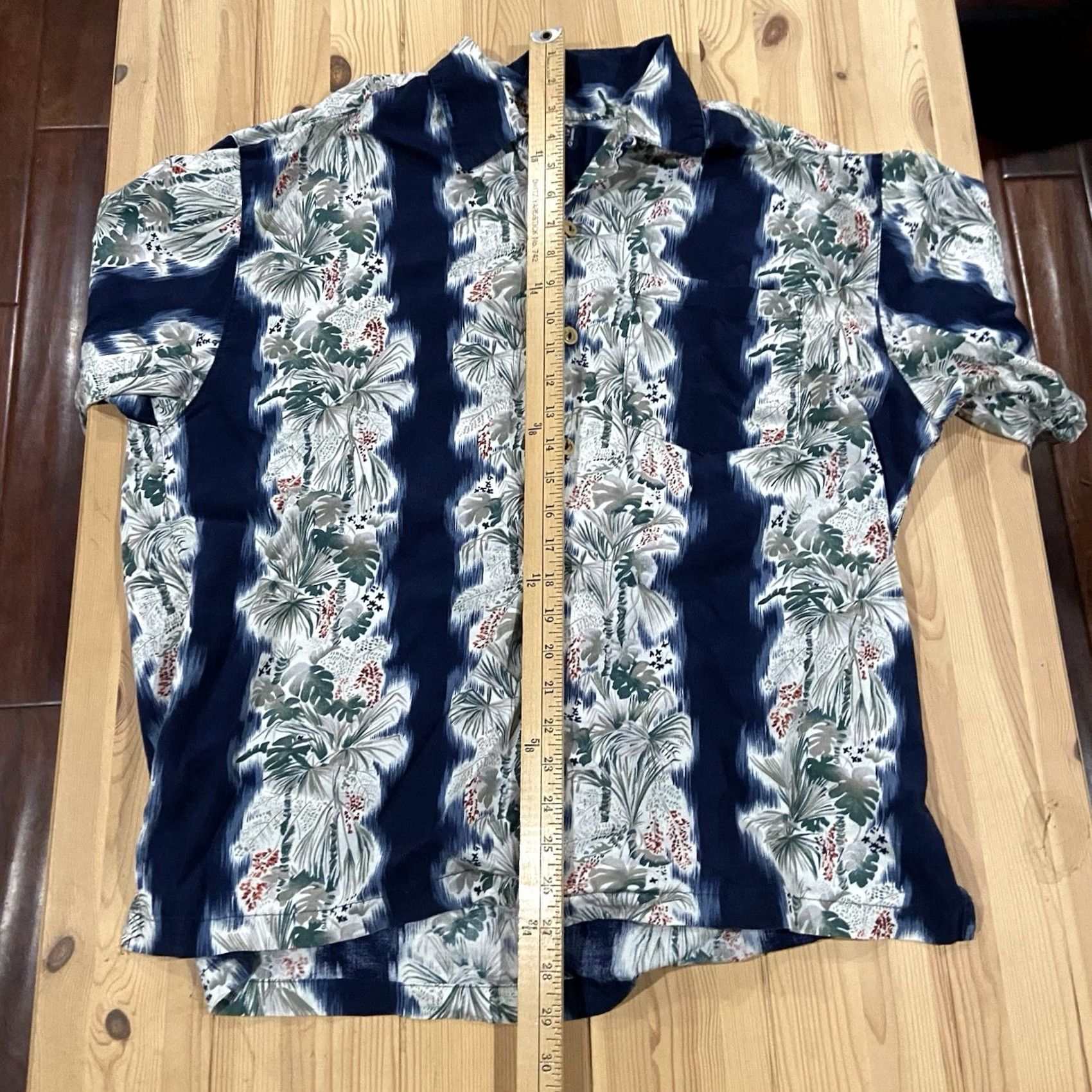 Vintage VINTAGE QUE HAWAIIAN SHIRT MENS MEDIUM BLUE CHECK PALM TREES MADE IN USA BUTTON UP Shirt Men's Blue Check Hawaiian Beach Aloha 90s Womens? Size US M / EU 48-50 / 2 - 6 Thumbnail