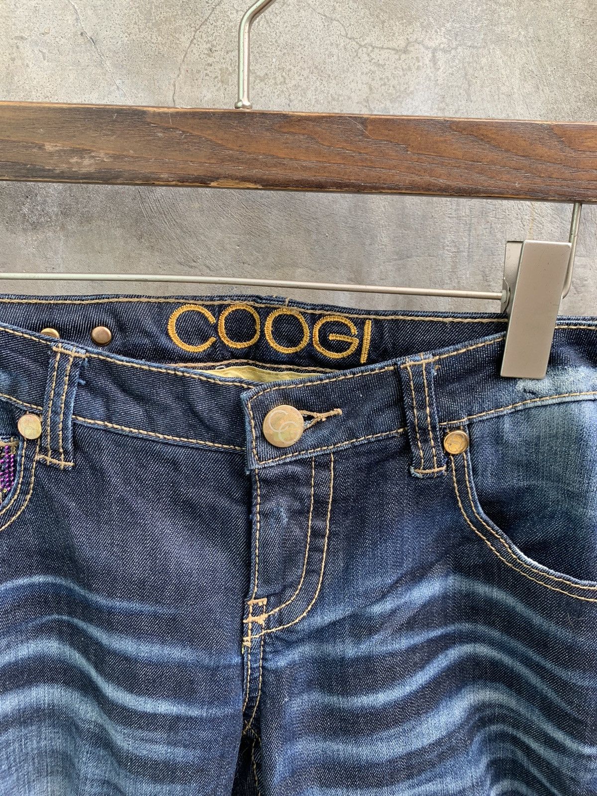 Coogi Rhinestone Logo Denim Jeans Size 28" / US 6 / IT 42 - 6 Thumbnail