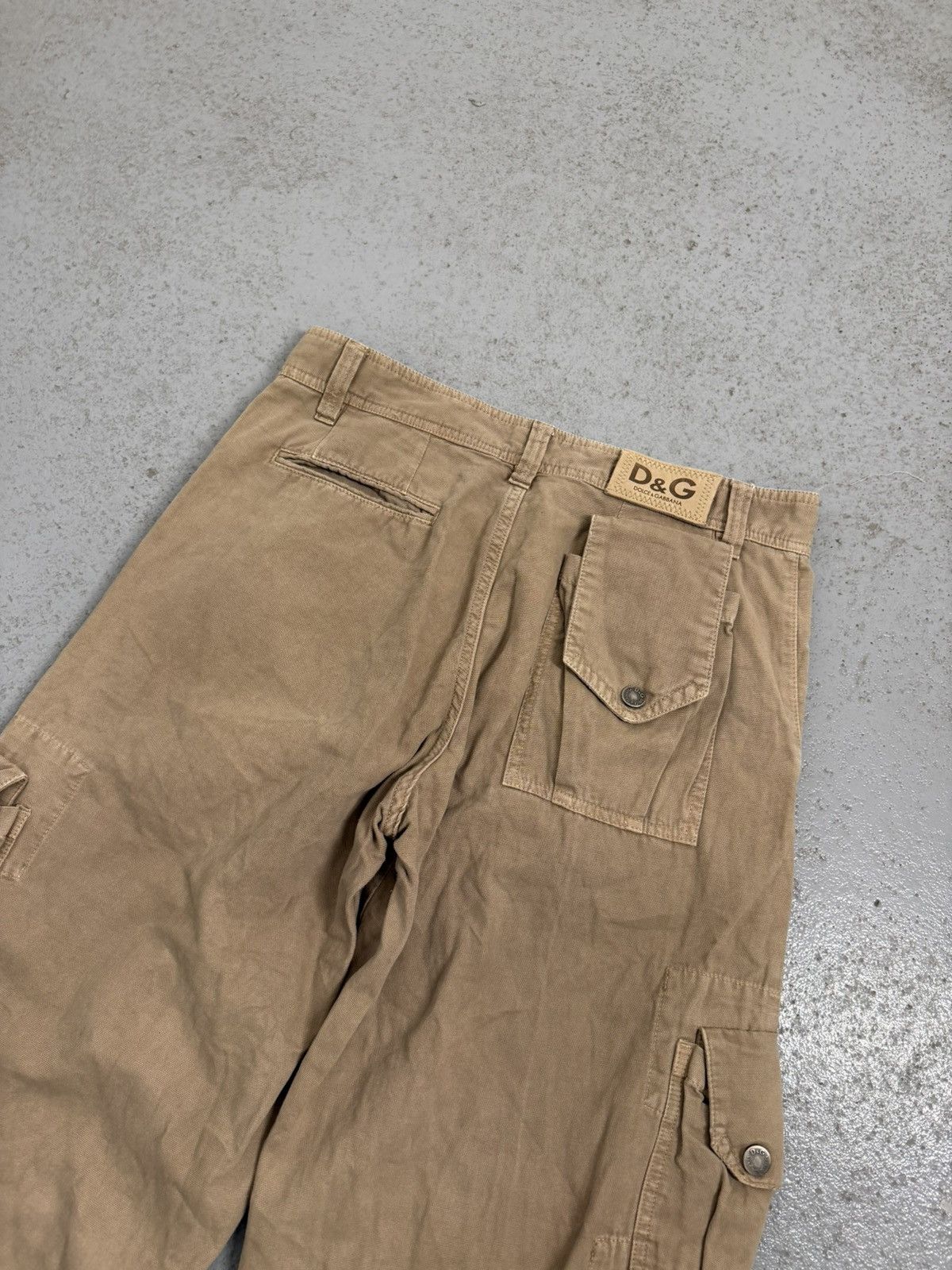 Dolce & Gabbana Dolce & Gabbana S/S 2005 Cargo Multi-pocket 3/4 Shorts Size US 33 - 14 Thumbnail