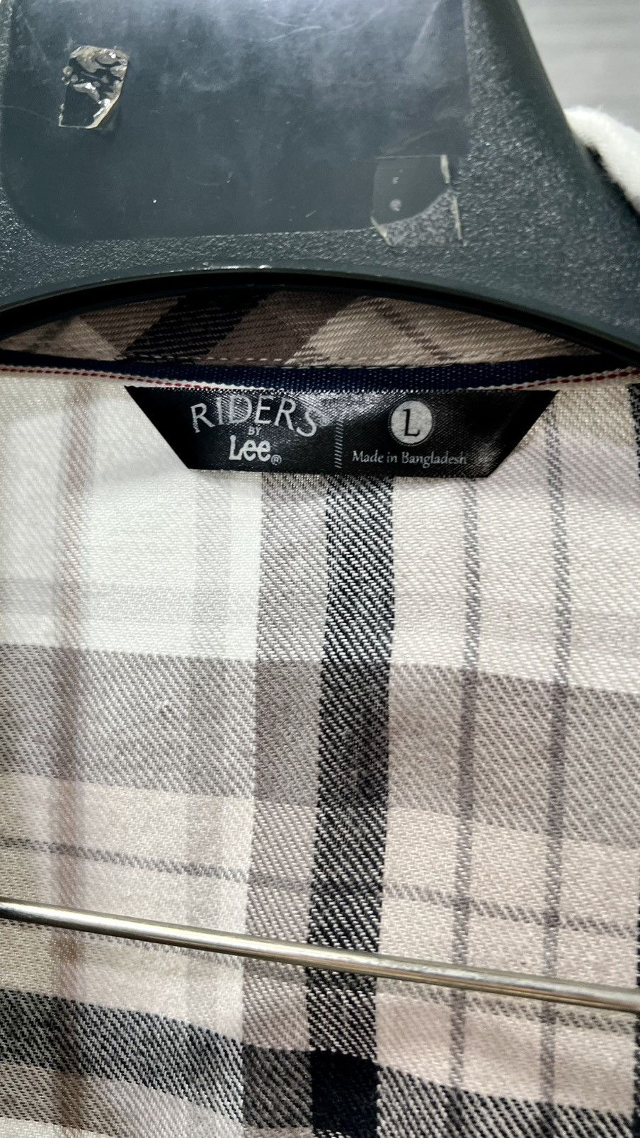 Lee LEE-Unisex Long Sleeve Casual Button Down Shirt, Gray Plaid Size US L / EU 52-54 / 3 - 5 Thumbnail