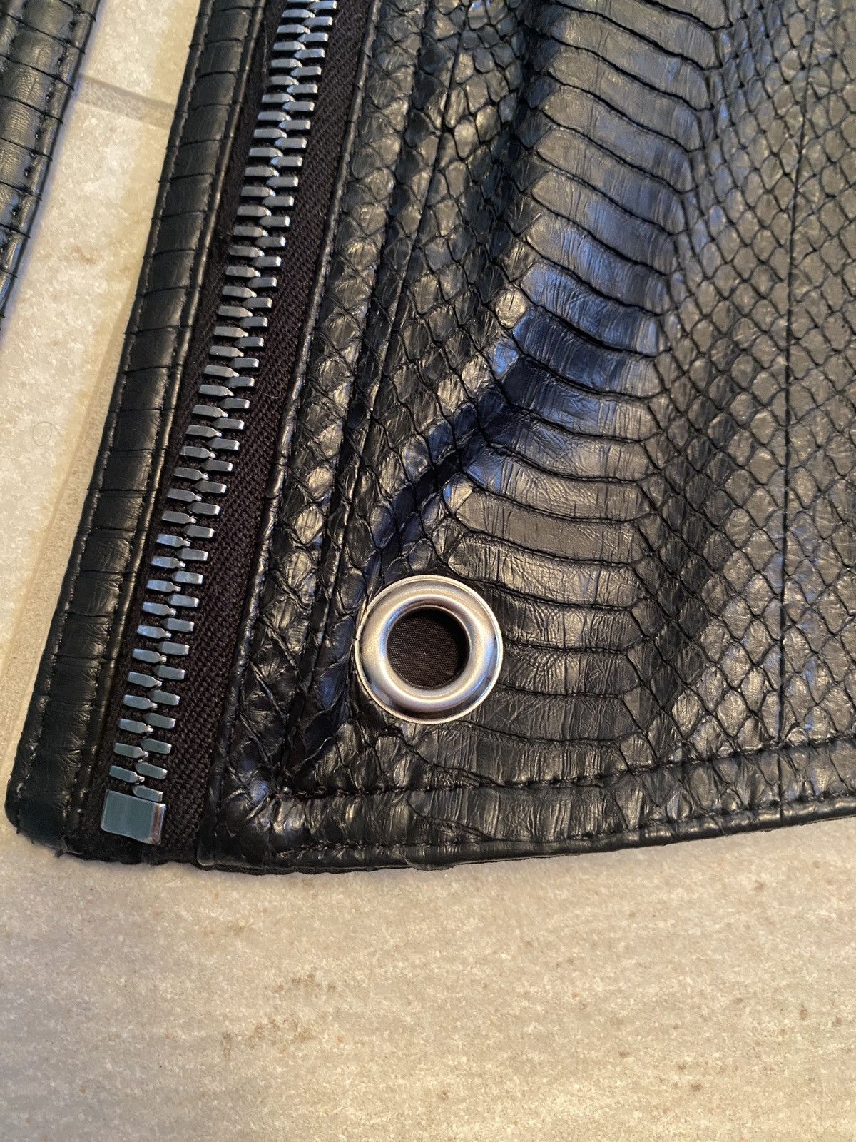 Rick Owens Rick Owens Bauhaus Vest In Python Snakeskin Size US M / EU 48-50 / 2 - 18 Thumbnail