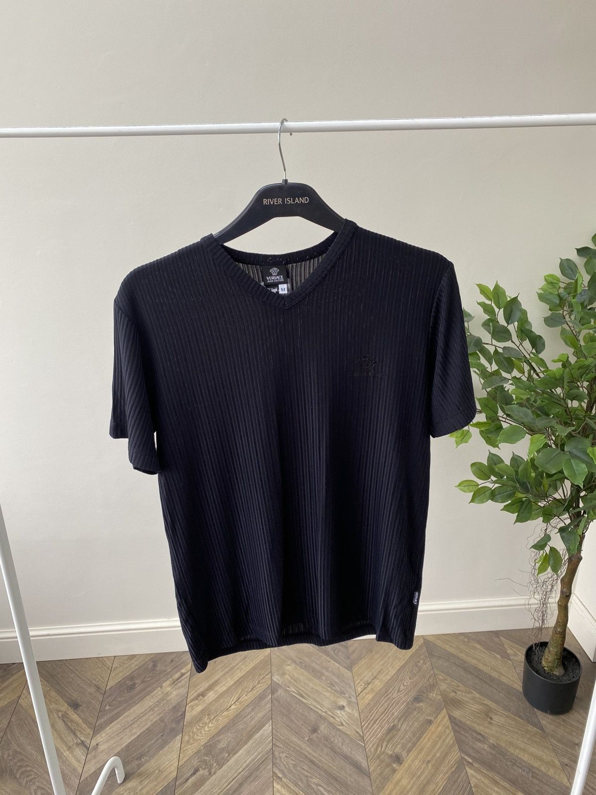 Designer × Versace × Vintage Vintage Versace Jeans Couture Black T Shirt Size US M / EU 48-50 / 2 - 1 Thumbnail