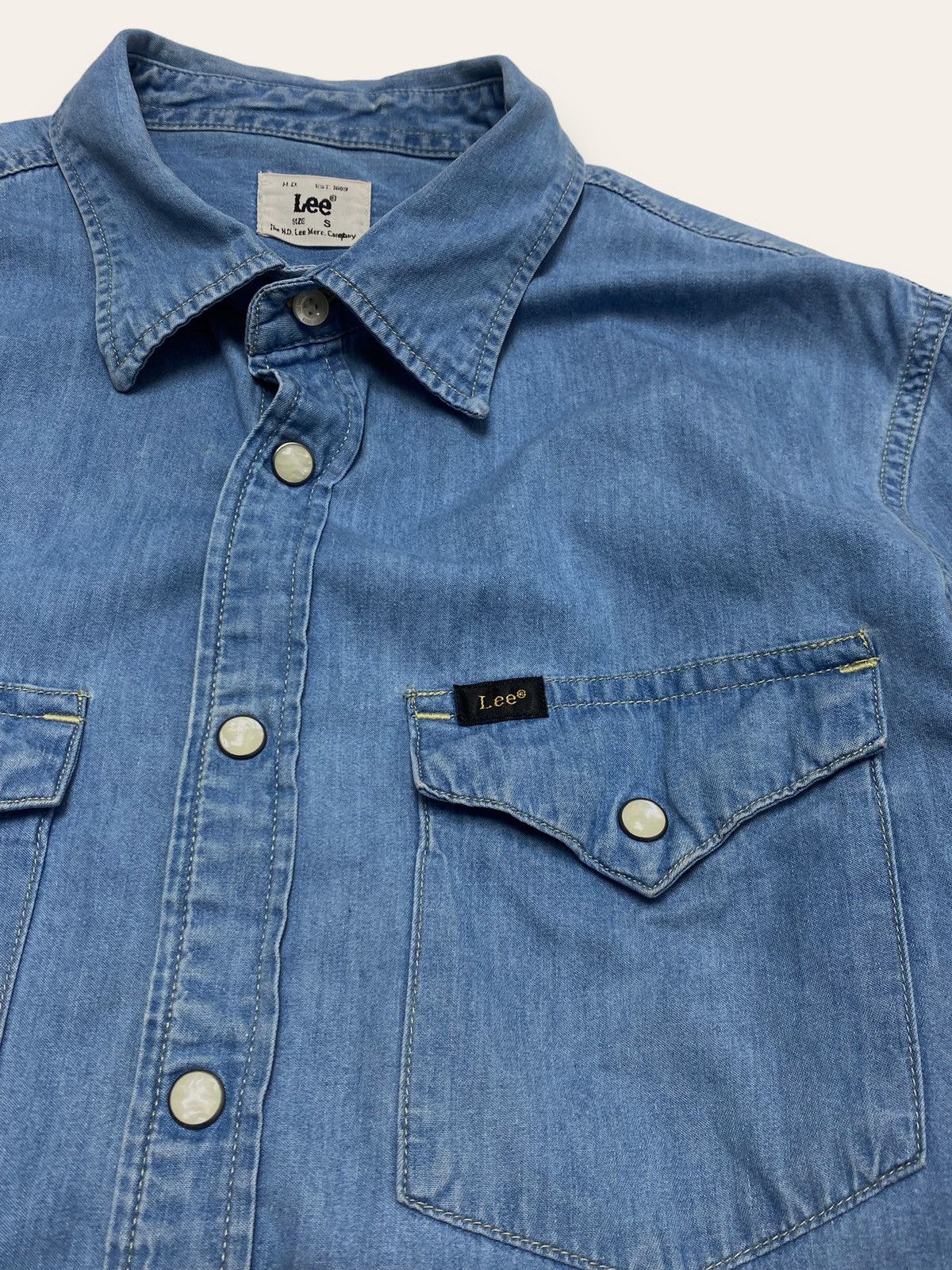Jean Vintage LEE Light Denim Jean Button Up Shirt Snaps Size US S / EU 44-46 / 1 - 3 Thumbnail