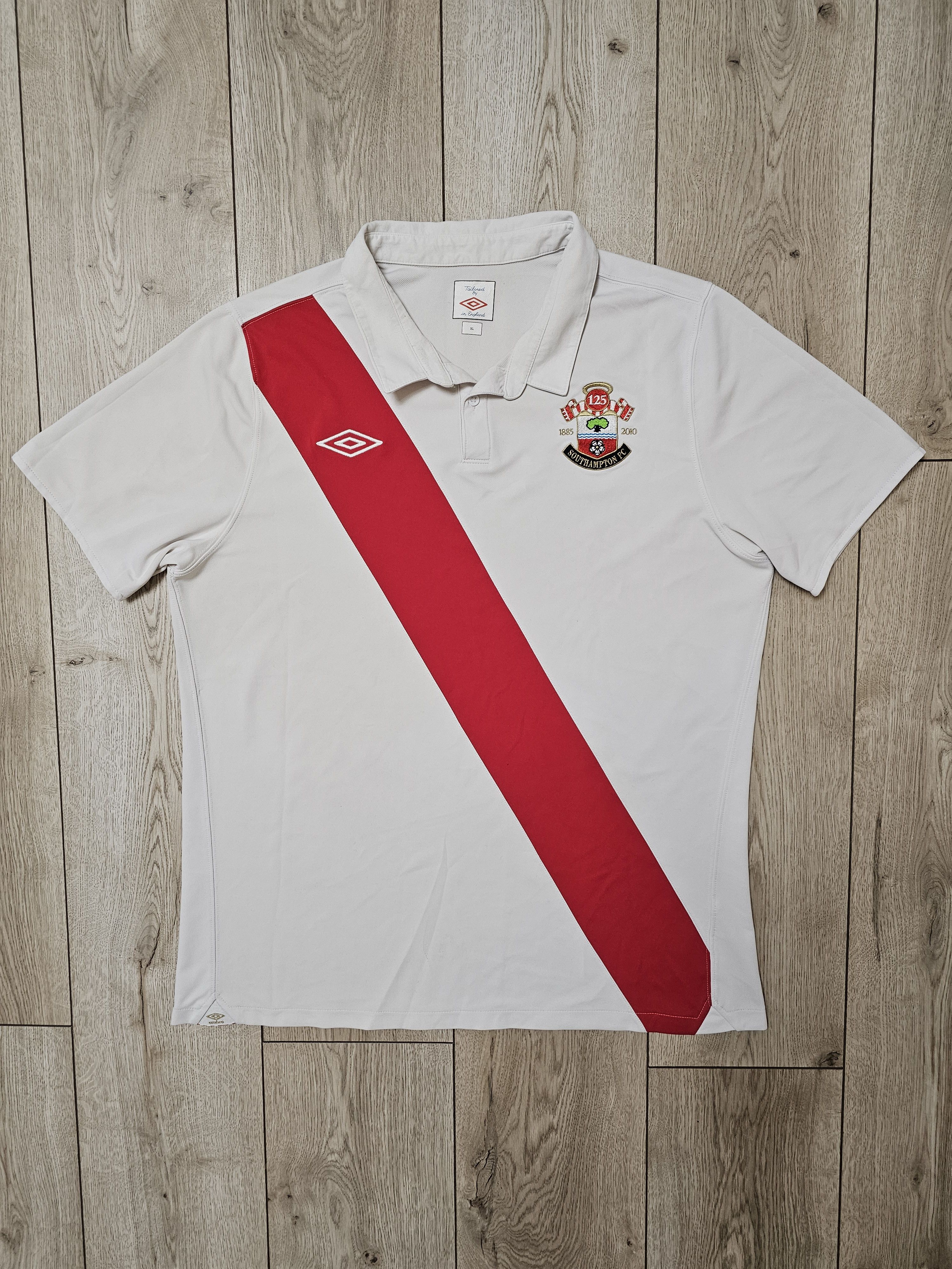 Umbro × Vintage SOUTHAMPTON 2010 2011 HOME FOOTBALL SHIRT SOCCER JERSEY Size US XL / EU 56 / 4 - 1 Thumbnail