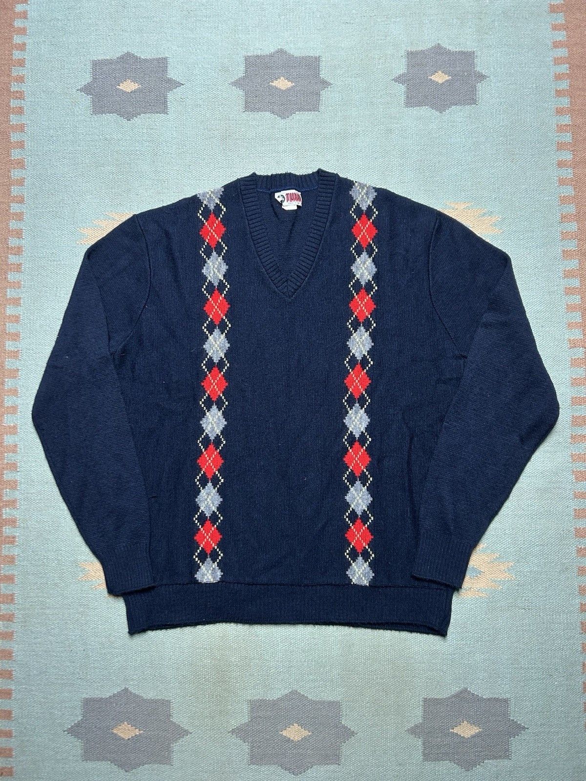 Vintage VTG 70s 80 acrylic knit sweater Tuxan argyle v neck XXL long Size US XXL / EU 58 / 5 - 1 Thumbnail