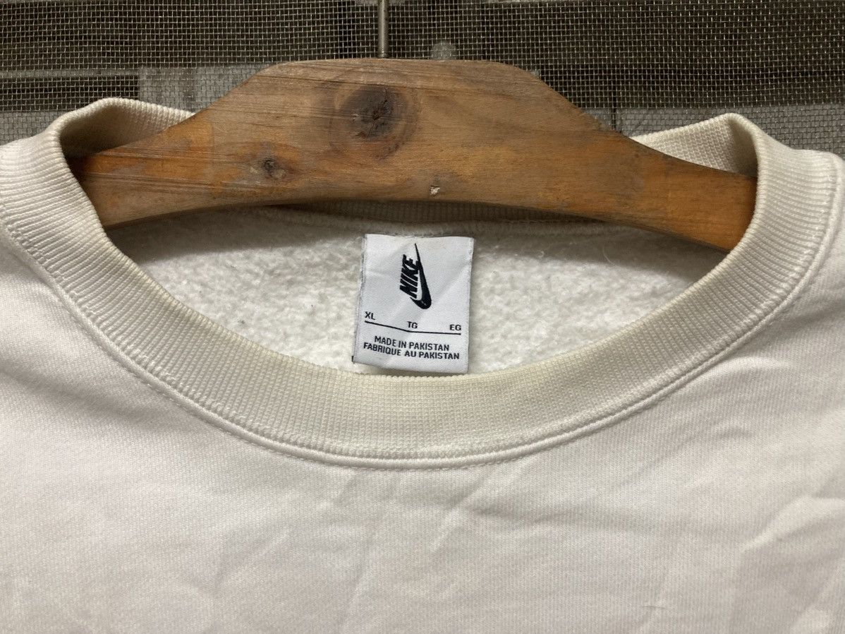 Nike Vintage Nike Sweater knitwear Size US L / EU 52-54 / 3 - 3 Thumbnail