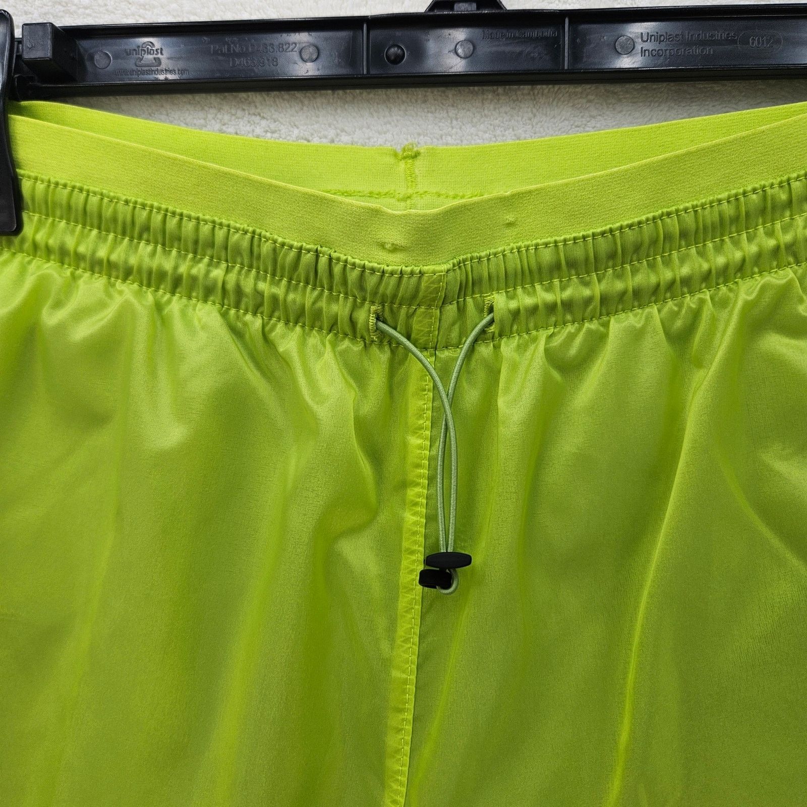 Nike NIKE WOMEN'S LARGE ICON CLASH TEMPO LUXE RUNNING SHORTS GRN Size 32" / US 10 / IT 46 - 2 Thumbnail