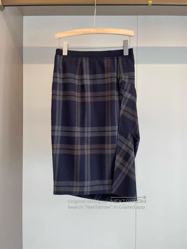 Brunello Cucinelli Brunello Cucinelli Navy Plaid Wool Skirt Size 26" / US 2 / IT 38 - 2 Thumbnail