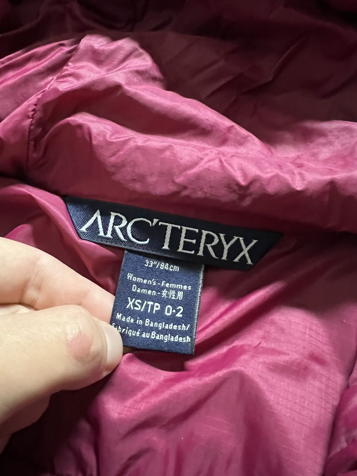 Arc'teryx Vintage Y2k Arc’teryx 🩶 Nylon Reflective Logo Jacket 00’s Size XS / US 0-2 / IT 36-38 - 12 Thumbnail