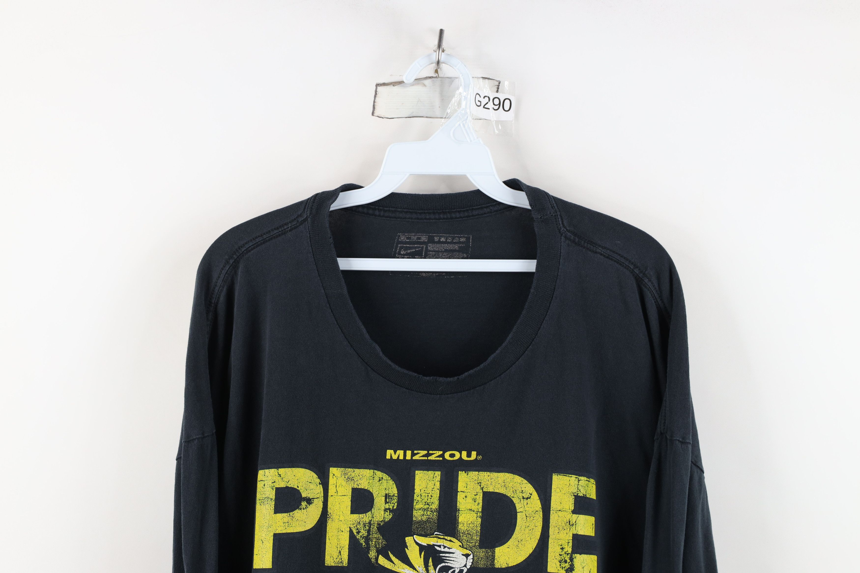 Nike Vintage Nike Center Swoosh University of Missouri T-Shirt Size US XXL / EU 58 / 5 - 2 Thumbnail