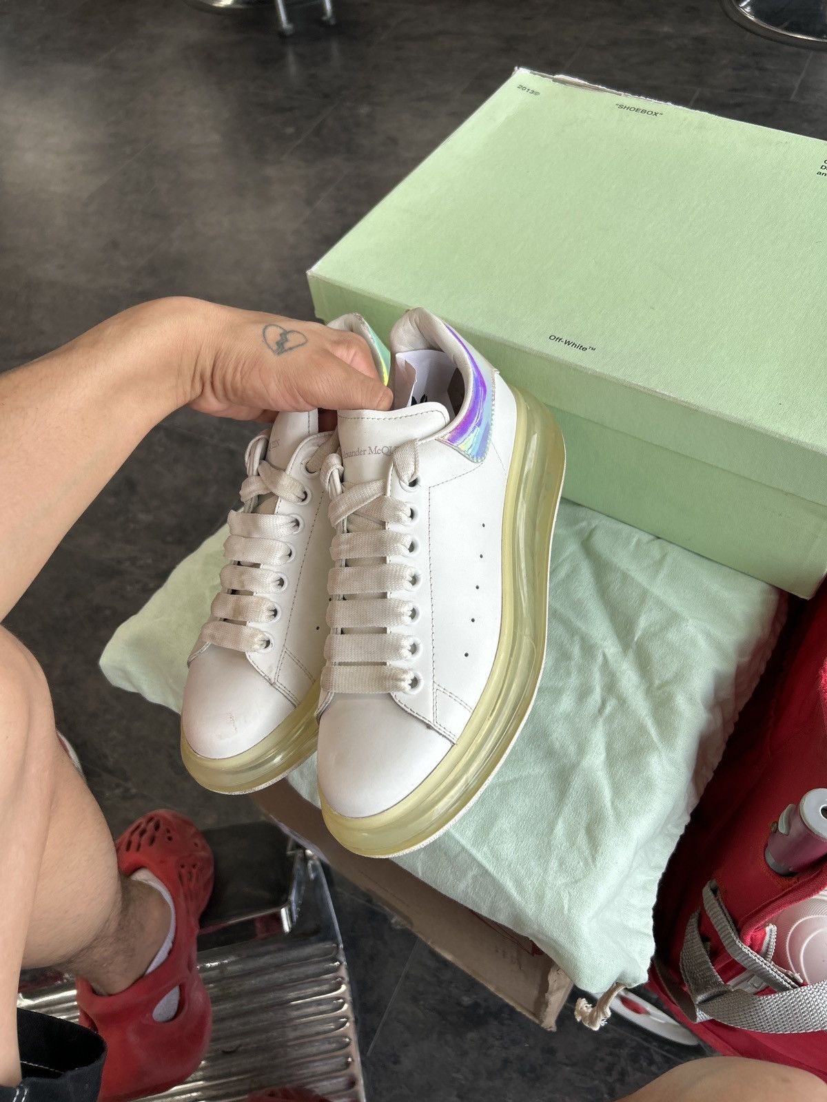 Alexander McQueen Alexander Mcqueen iridescent Size US 9 / IT 39 - 4 Thumbnail