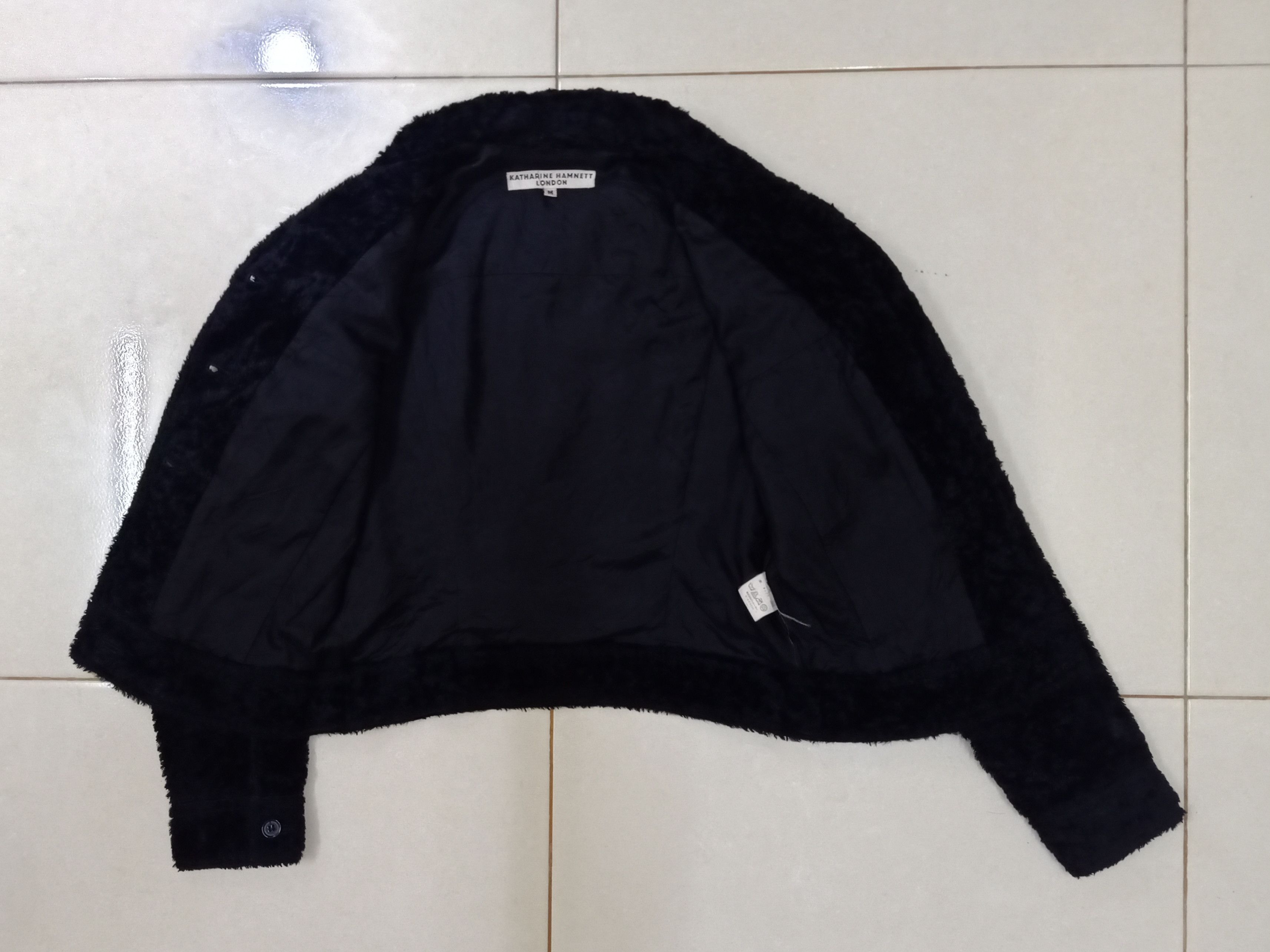 Katharine Hamnett London KATHARINE HAMNETT LONDON Faux Fur Black Cropped Blazer Size M / US 6-8 / IT 42-44 - 5 Thumbnail