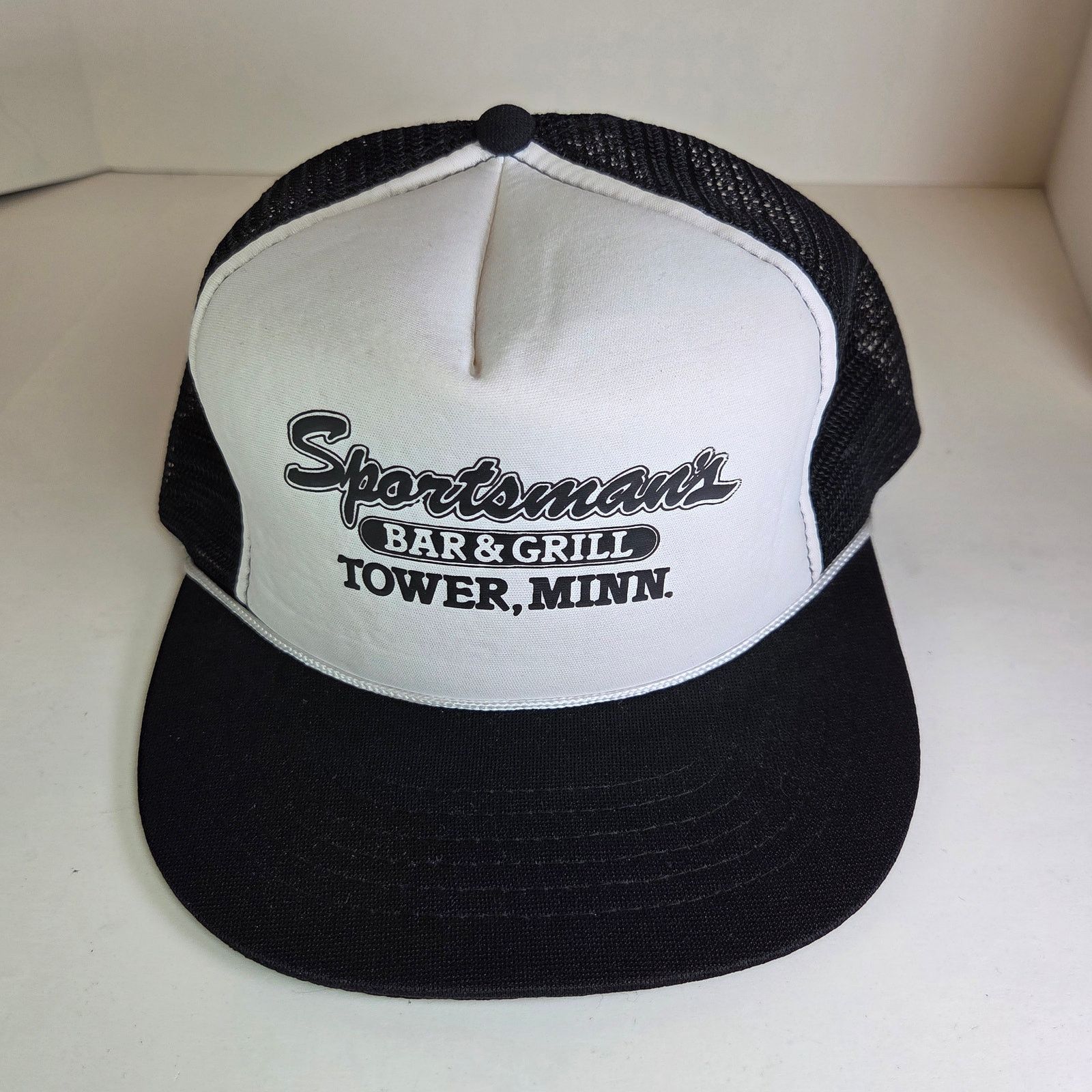 Other Vintage Sportsman’s Bar Grill Tower MN Trucker Mesh Hat Size ONE SIZE - 10 Thumbnail