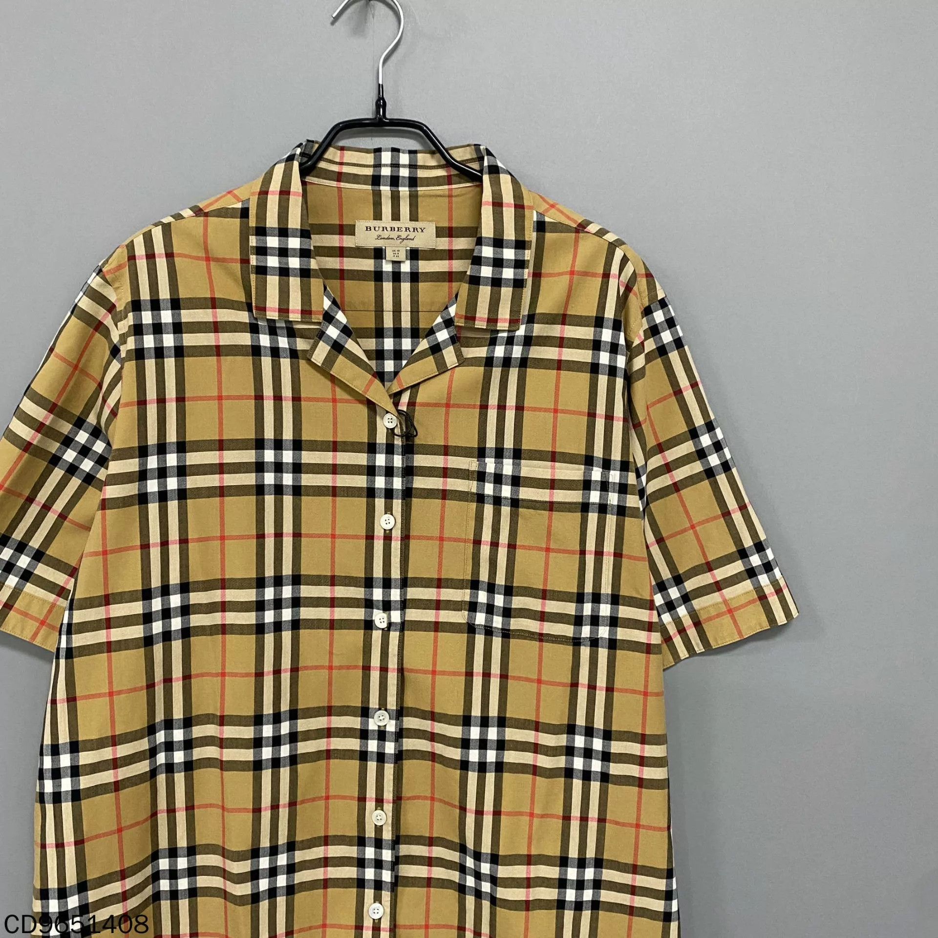 Burberry Burberry Classic Check Short Sleeve Shirt Women UK10 99N Size M / US 6-8 / IT 42-44 - 2 Thumbnail