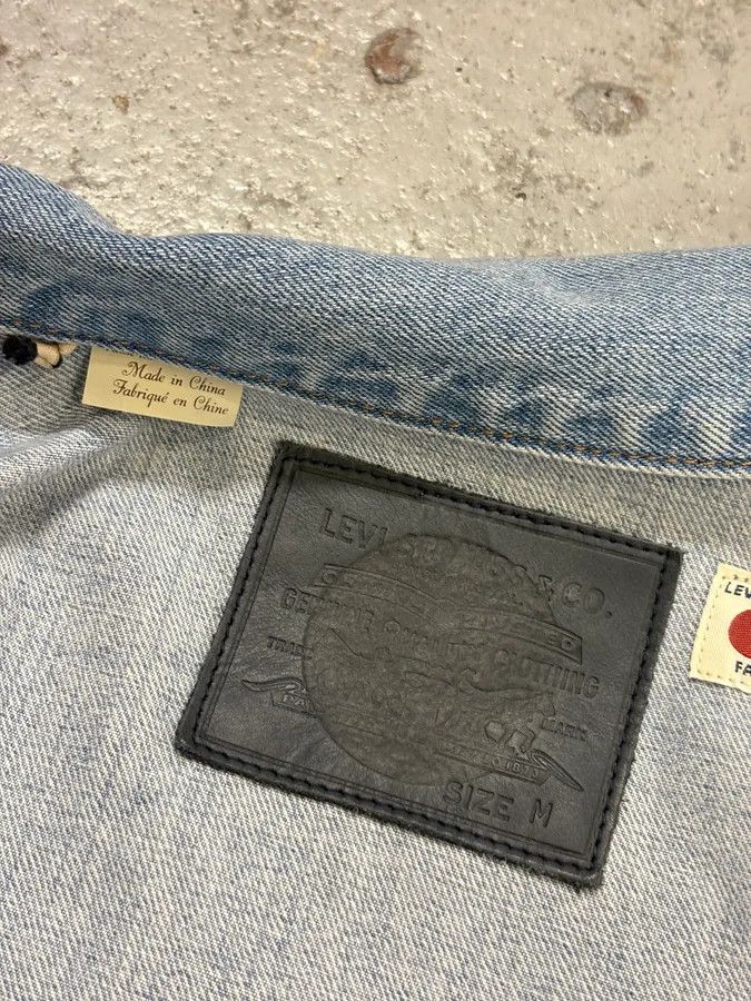 Levi's Kenzo Levi’s Embroided Blue Denim Jacket Size US M / EU 48-50 / 2 - 9 Thumbnail