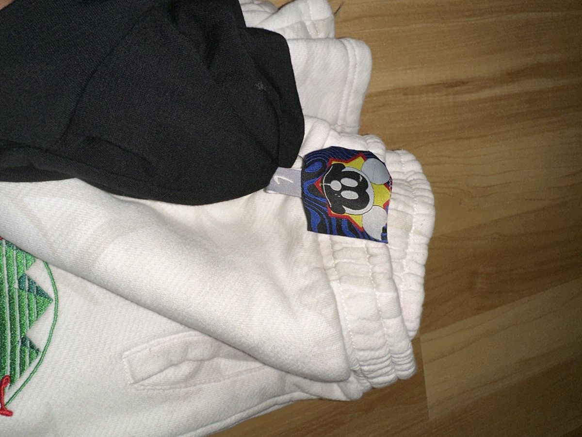 murd333r.fm Disney Graffiti sweats Size US 32 / EU 48 - 4 Thumbnail