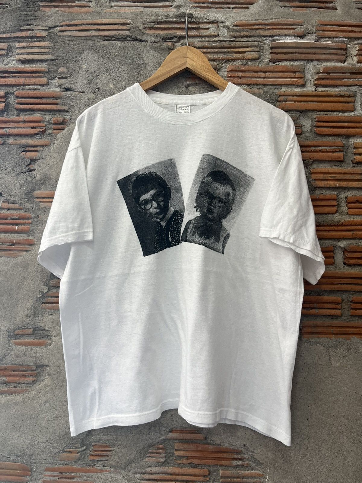 Arts & Science Vintage Kids Photos 80’s-90’s Tshirt Size US XXL / EU 58 / 5 - 2 Thumbnail