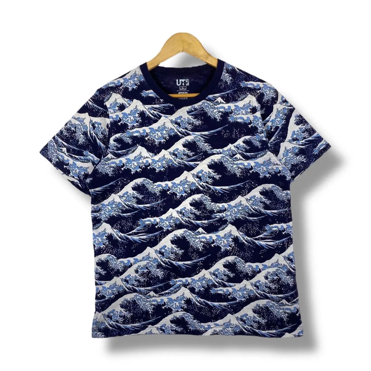 Other HOKUSAI BLUE The Great Wave Off Kanagawa Full Print Tee Size US L / EU 52-54 / 3 - 1 Thumbnail