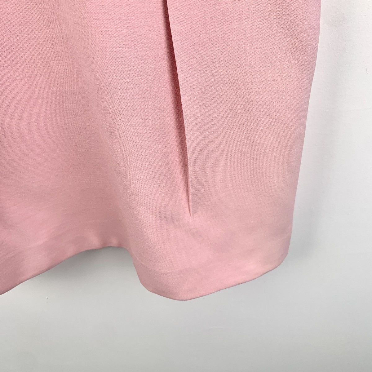 Alexander McQueen Alexander McQueen Pink Puff Sleeve Crew Neck Dress K26WX Size M / US 6-8 / IT 42-44 - 4 Thumbnail