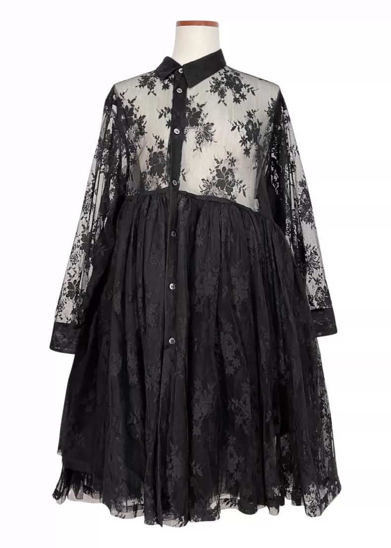 Comme des Garcons Comme Des Garcons Oblique Front Half Lace Flower Embroider Size XS / US 0-2 / IT 36-38 - 1 Thumbnail