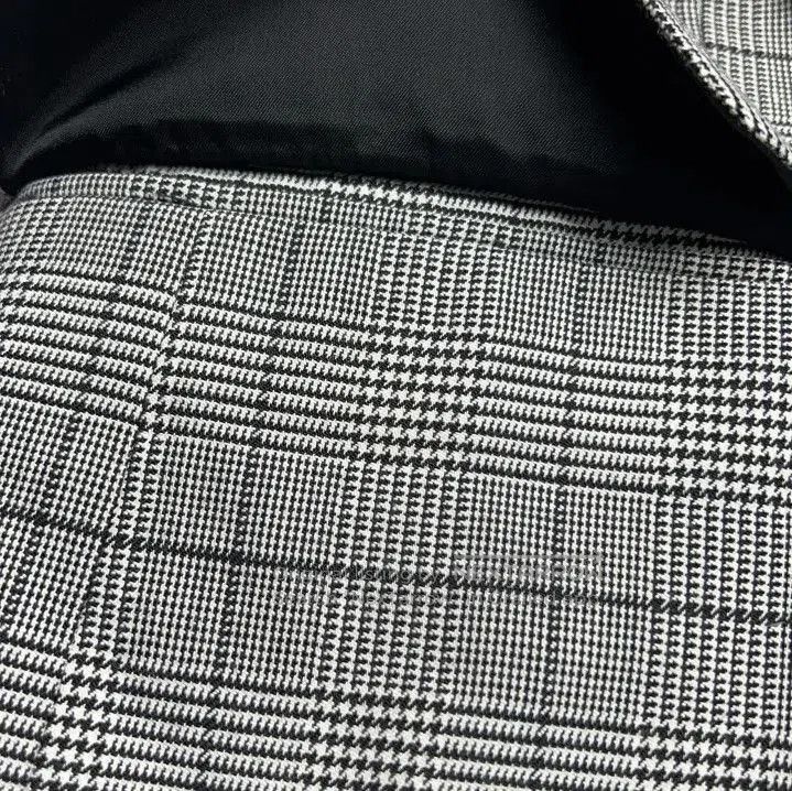 Balenciaga Balenciaga Black and White Plaid Long Sleeve Blazer. Size US S / EU 44-46 / 1 - 9 Thumbnail