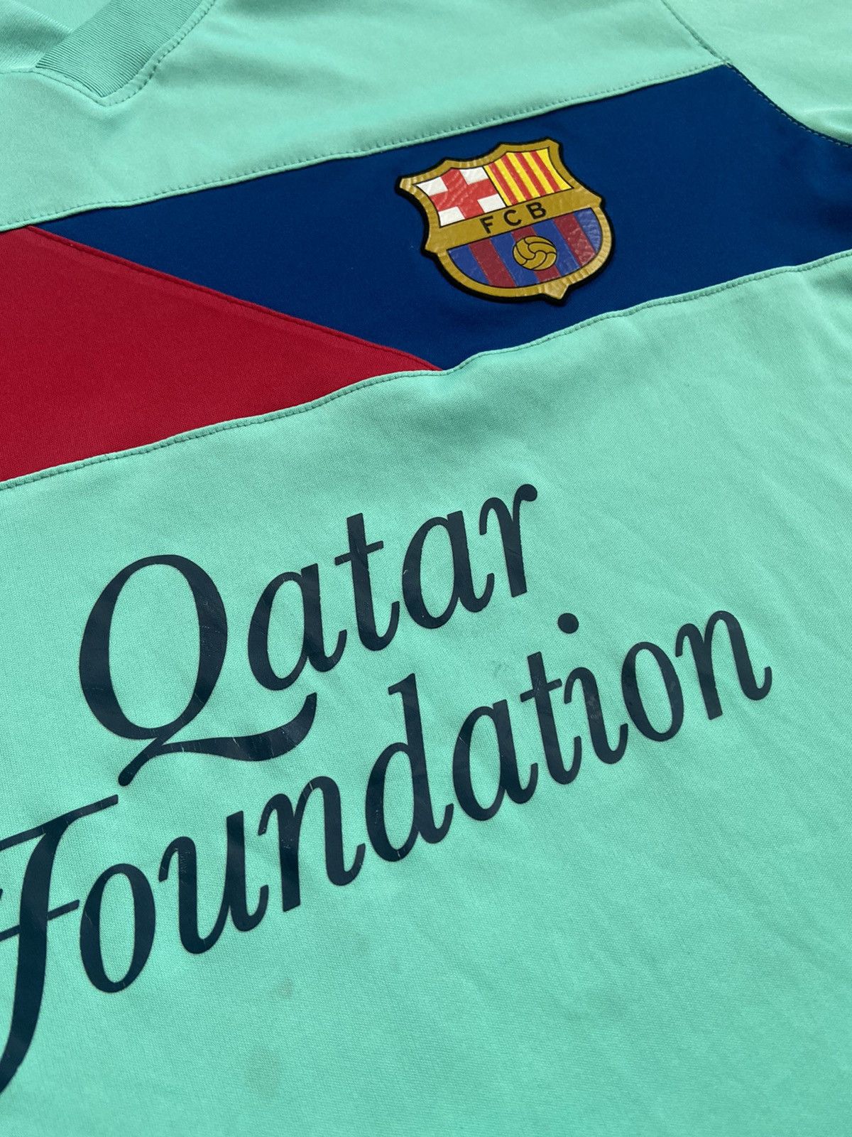 Vintage Vintage Barcelona Messi 10 jersey Size US S / EU 44-46 / 1 - 5 Thumbnail