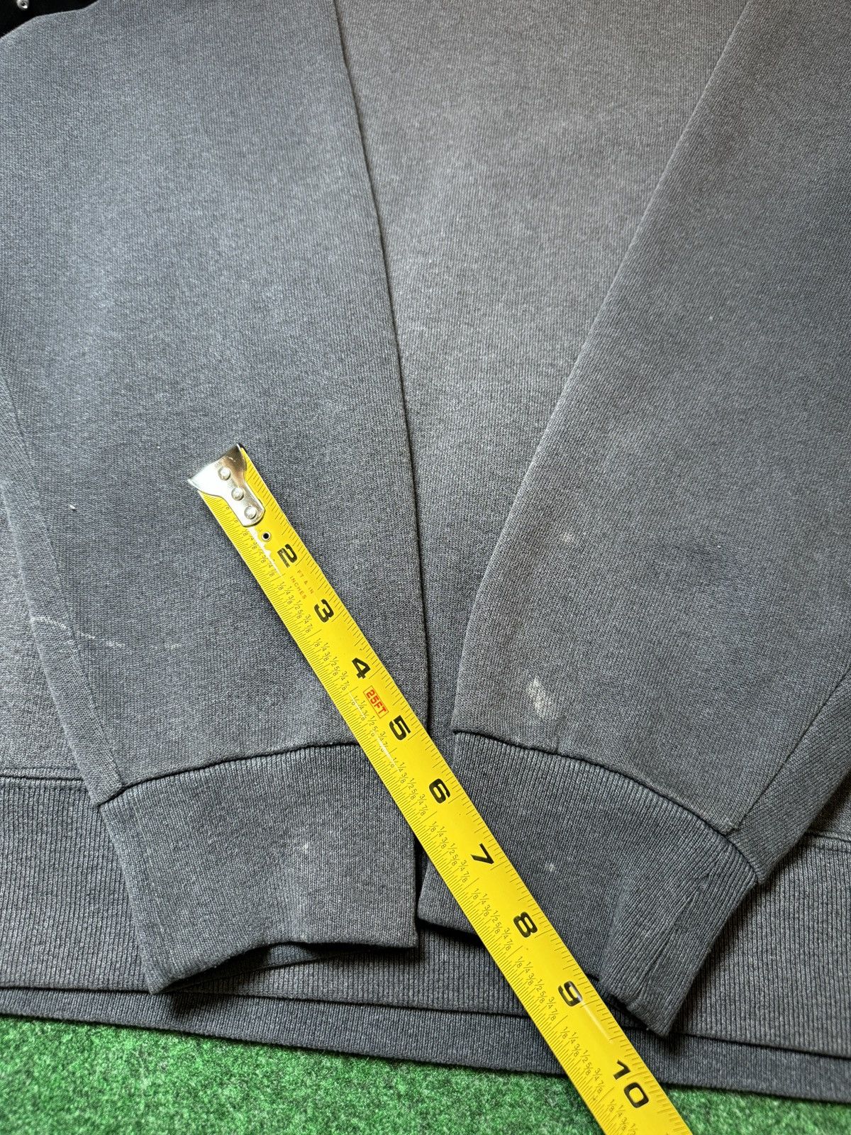 NFL × Nutmeg × Vintage Vtg 90s Pittsburgh Steelers FADED Retro Crewneck Sweatshirt Size US M / EU 48-50 / 2 - 8 Thumbnail