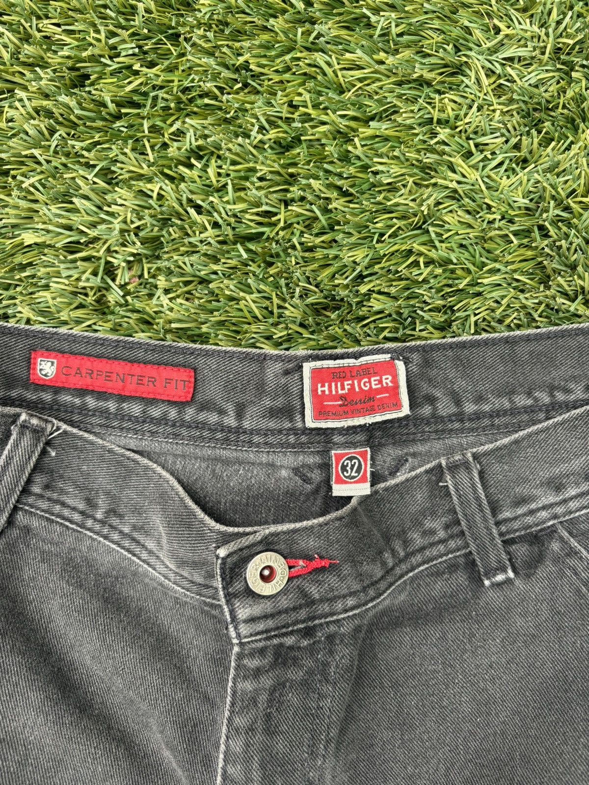 Tommy Hilfiger Tommy Hilfiger Jorts Size US 32 / EU 48 - 5 Thumbnail