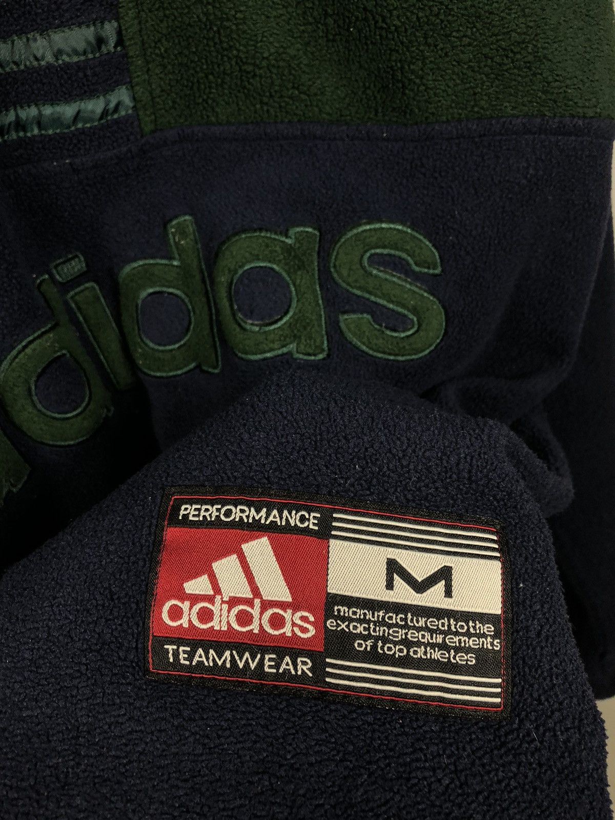 Adidas Adidas vintage fleece big logo 1/3 Size US XL / EU 56 / 4 - 3 Thumbnail