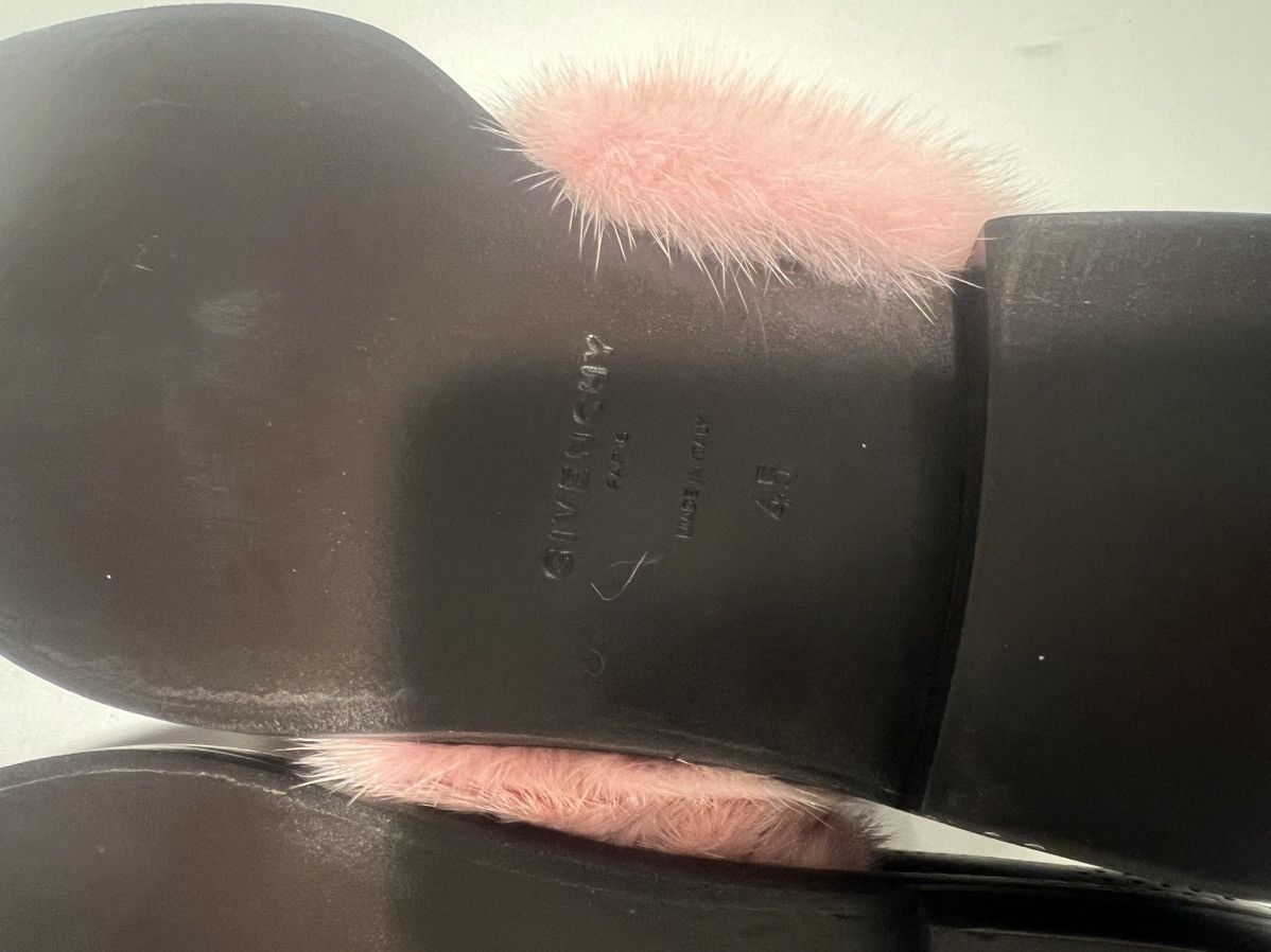 Givenchy Givenchy men’s mink fur brogue. 45/12.$1195 Size US 12 / EU 45 - 7 Thumbnail