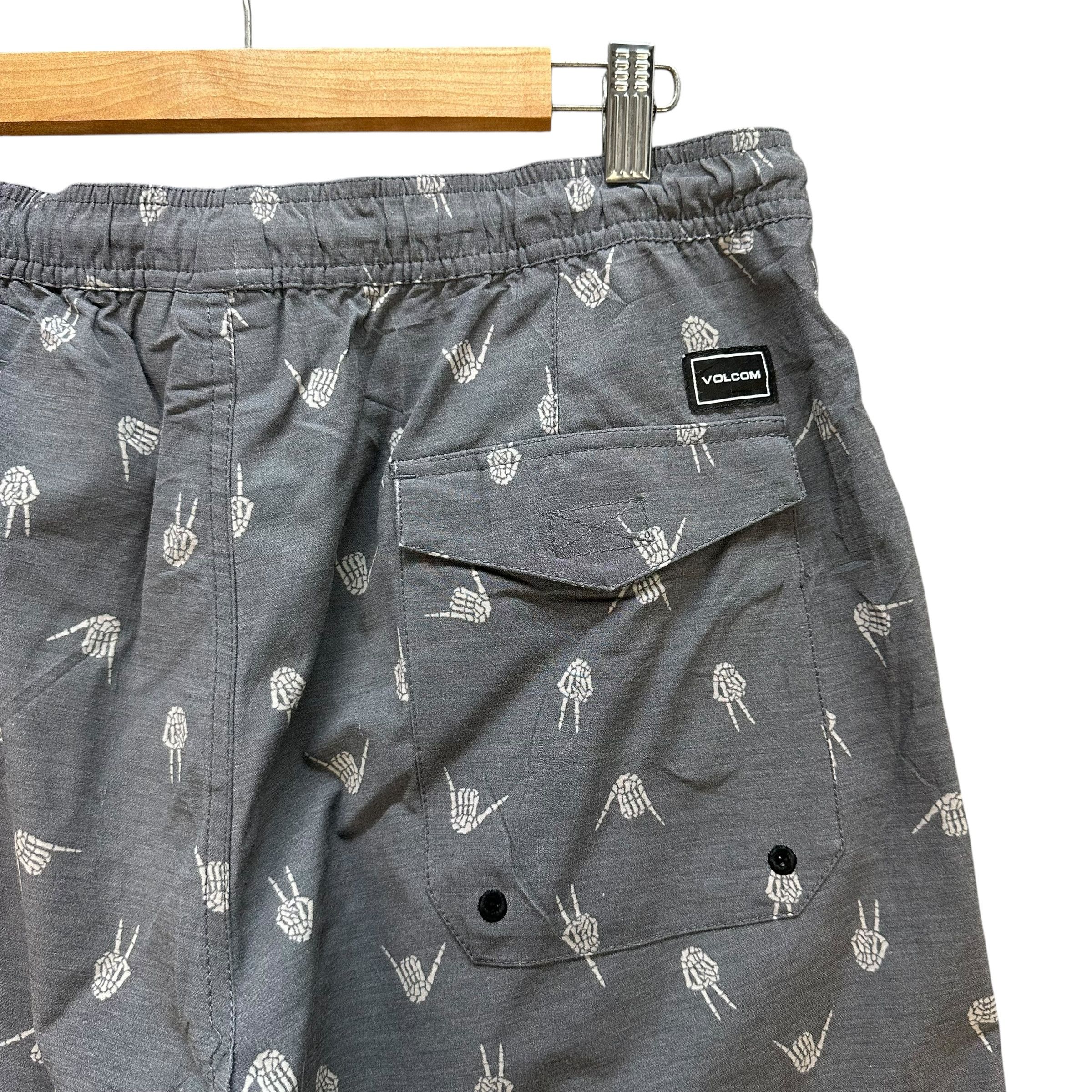 Volcom VOLCOM All Over Small Logo Short Pant #A77-1881 Size US 34 / EU 50 - 6 Thumbnail