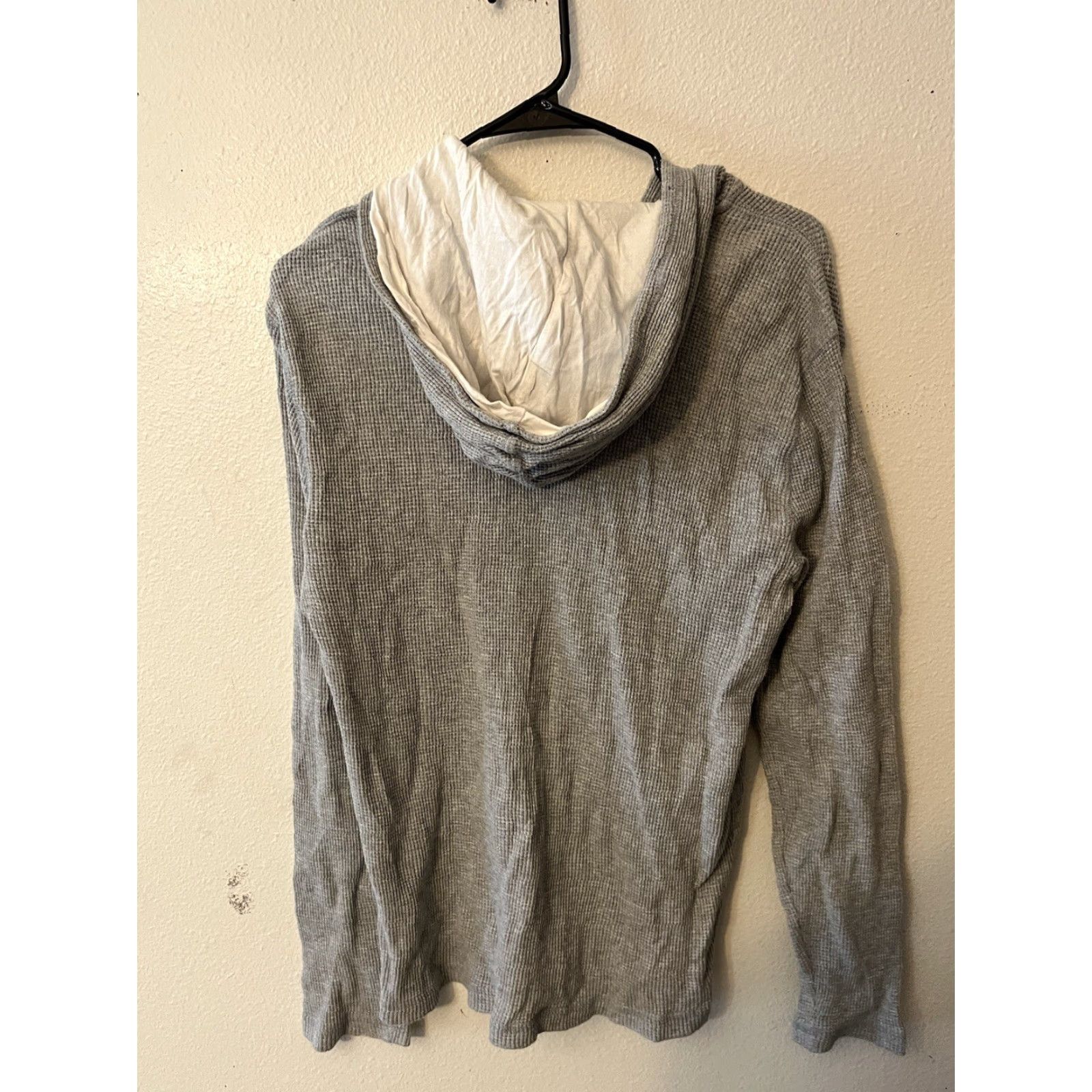 Michael Kors VINTAGE Michael Kors Hooded Henley Shirt Men’s Large Long Sleeve Gray Knit Button-Up Casual Clothing Mens Size US L / EU 52-54 / 3 - 3 Thumbnail
